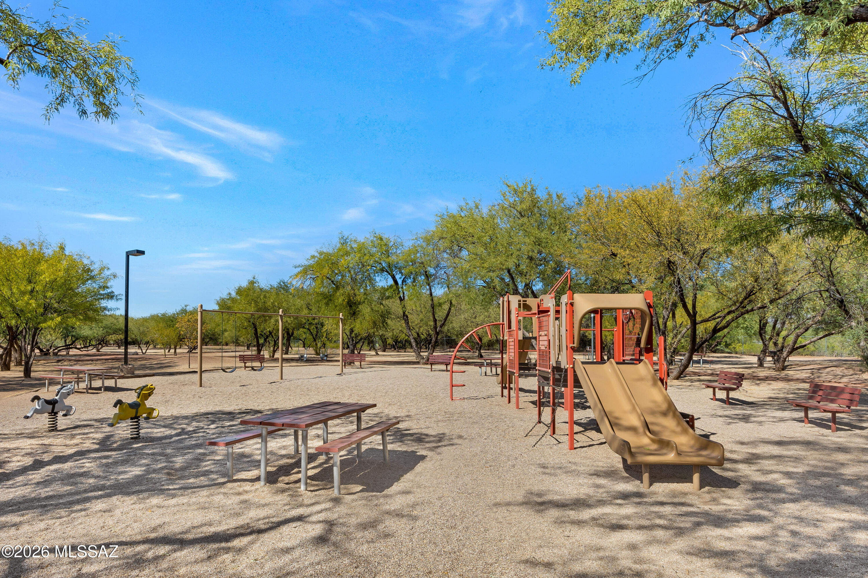 1897 N Fountain Park Drive