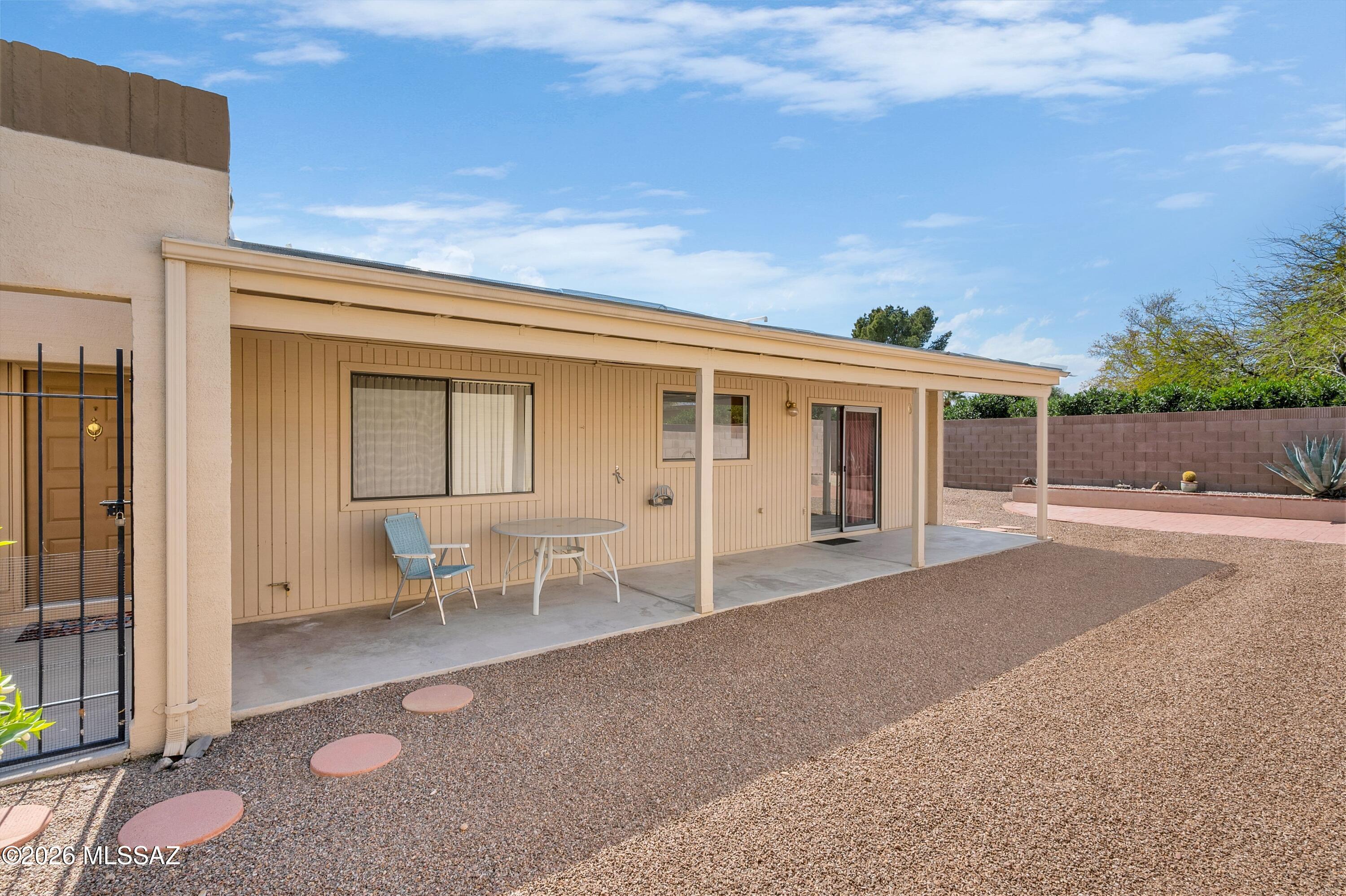 1897 N Fountain Park Drive