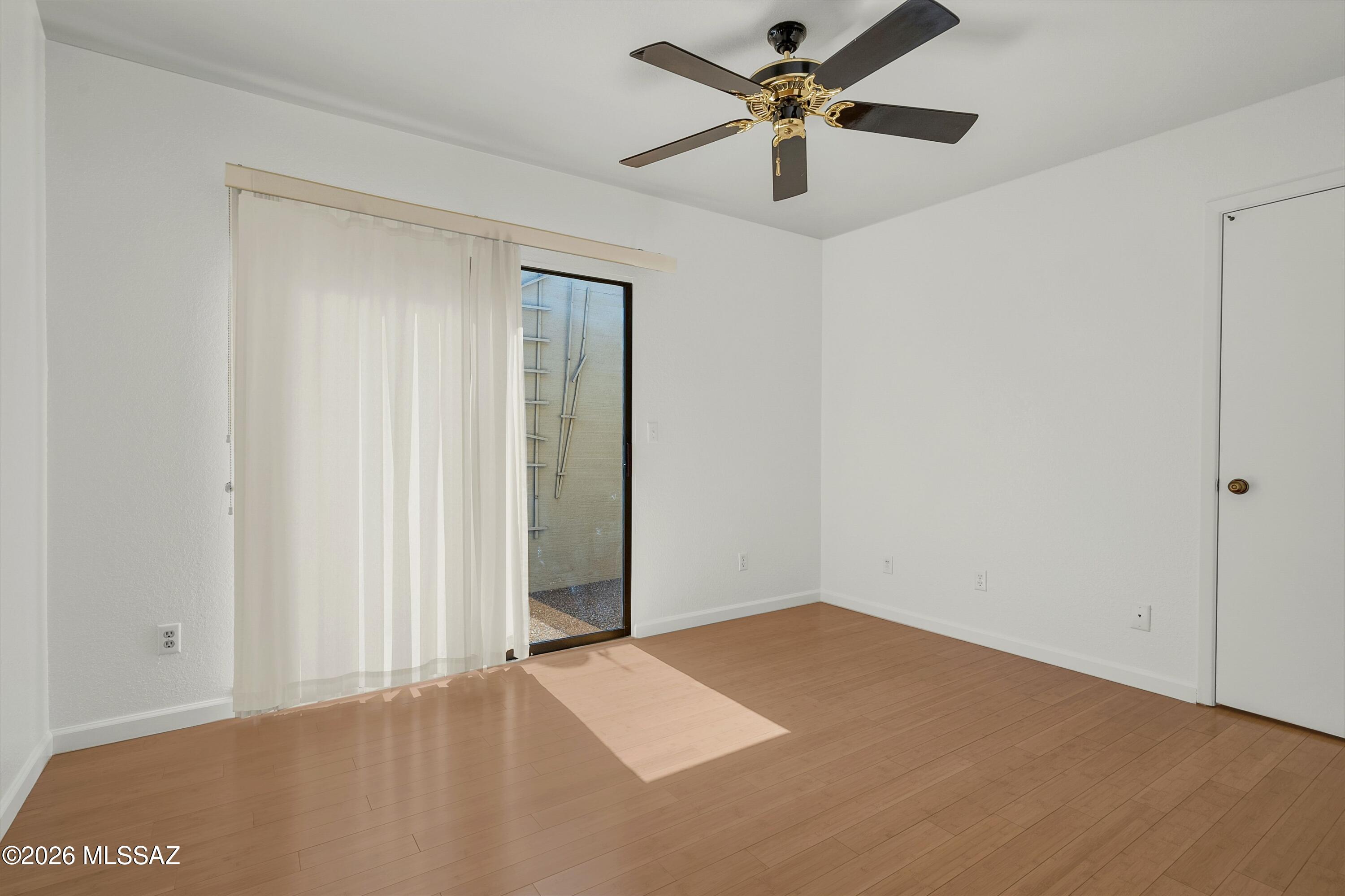 1897 N Fountain Park Drive