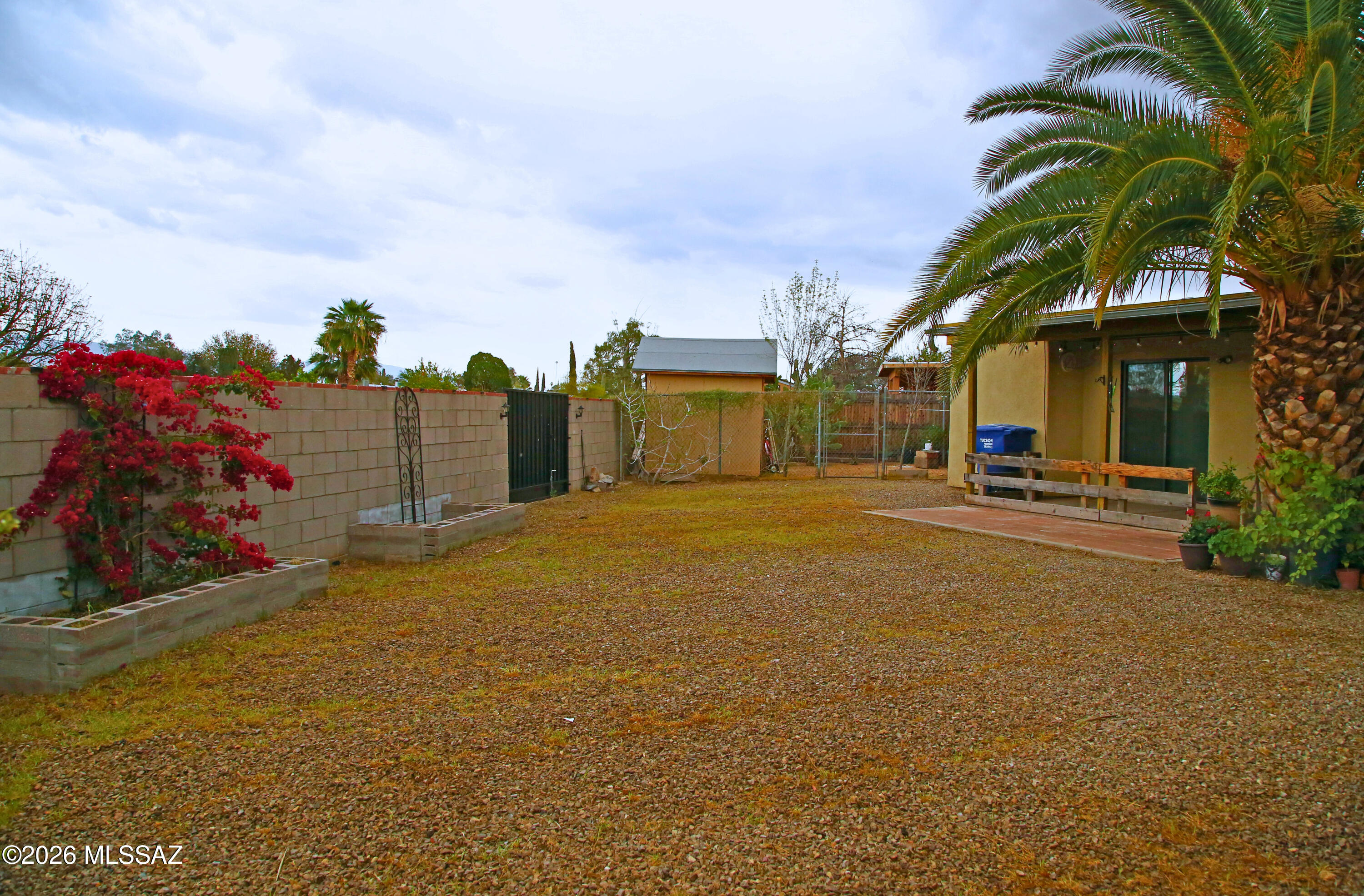 7247 E Bellingham Drive