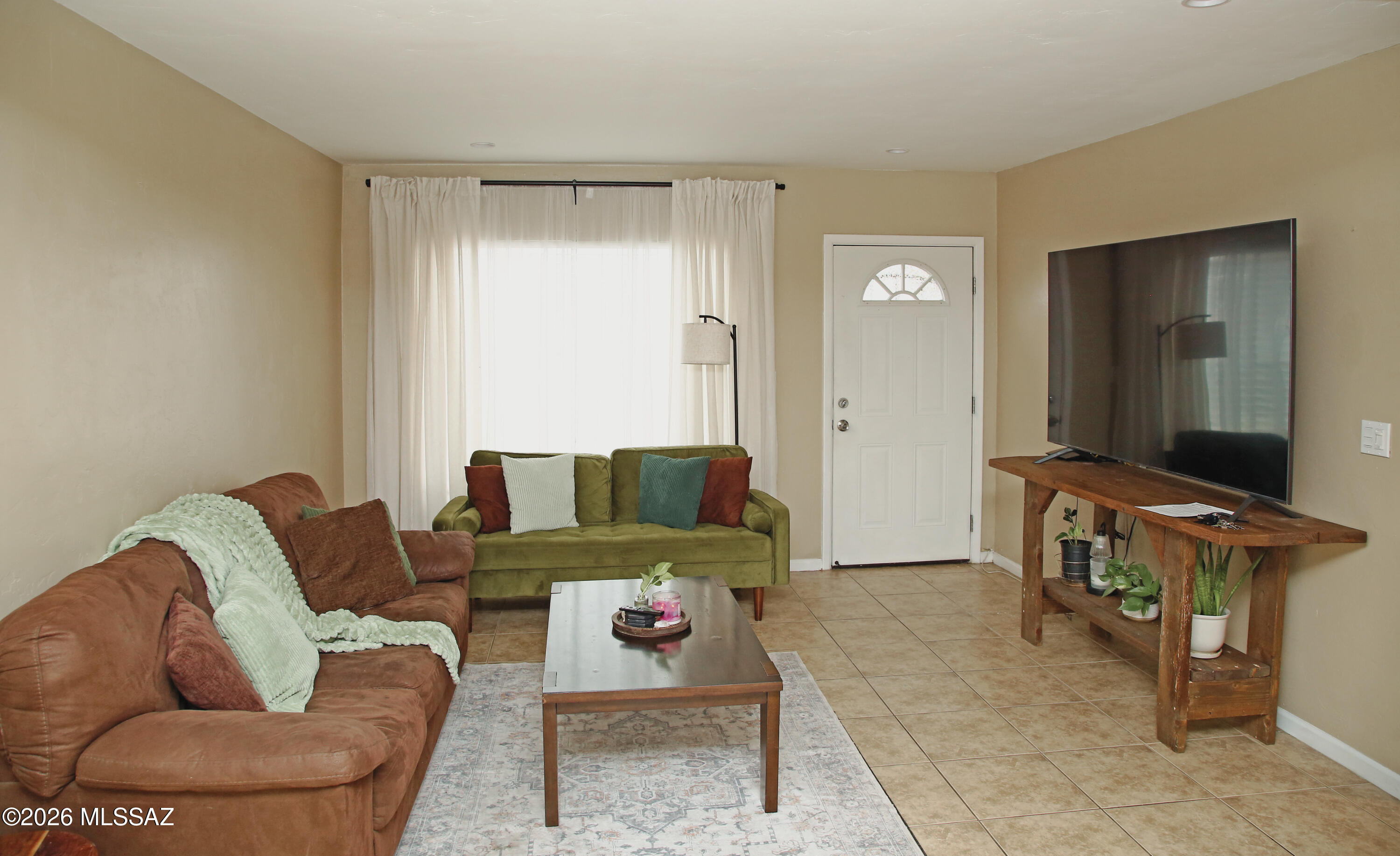 7247 E Bellingham Drive