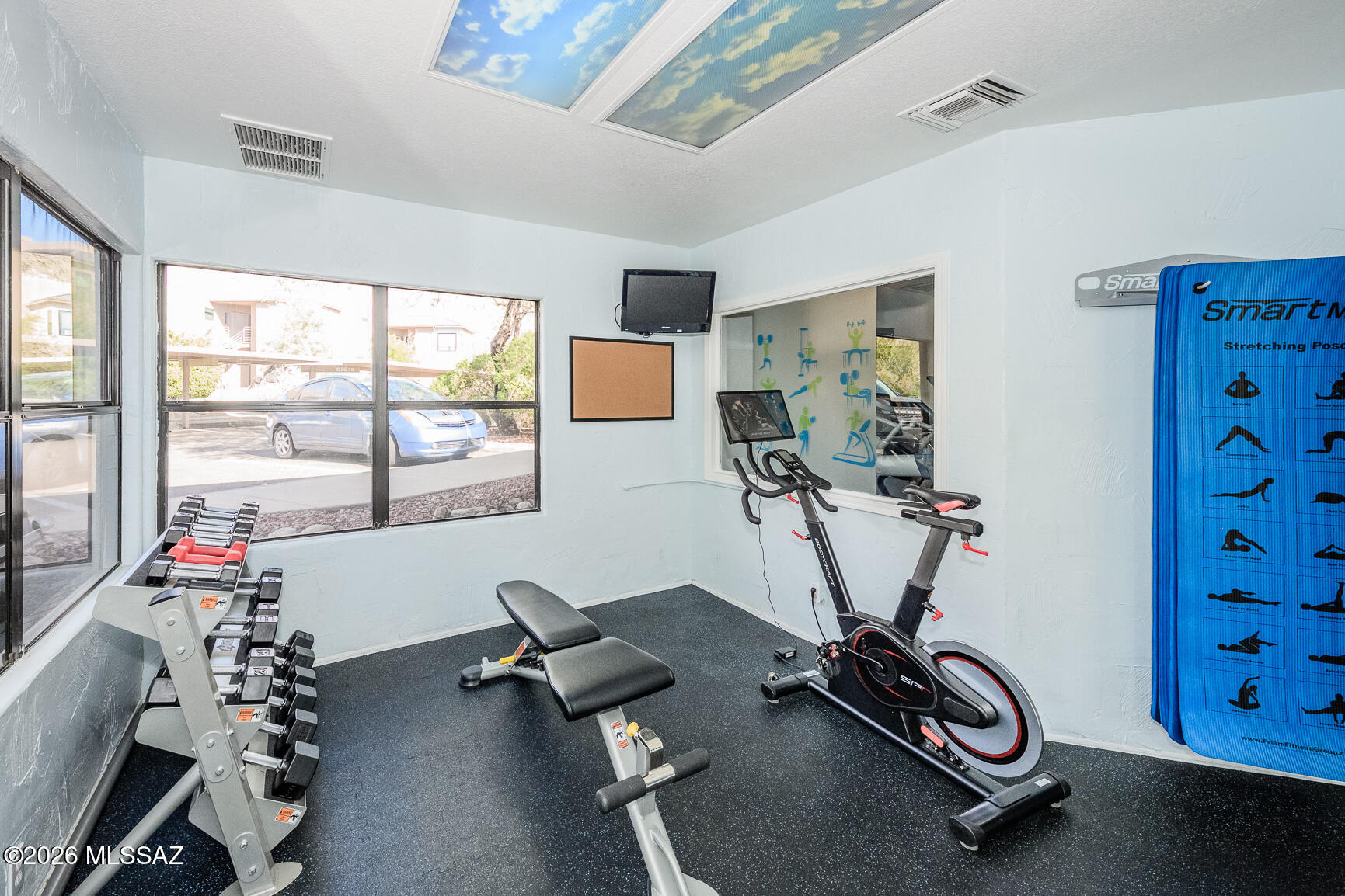 6655 N Canyon Crest Drive 26103