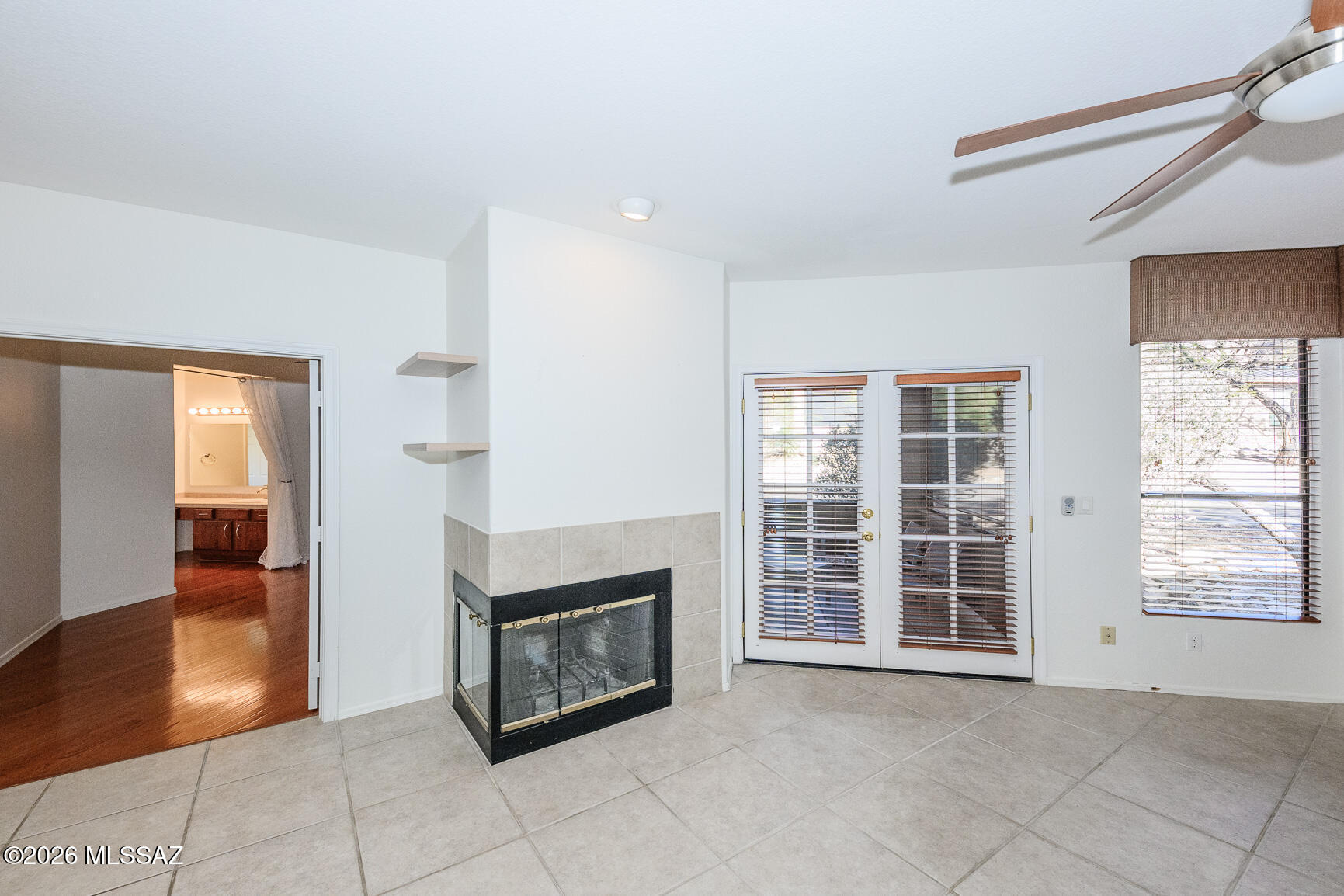 6655 N Canyon Crest Drive 26103