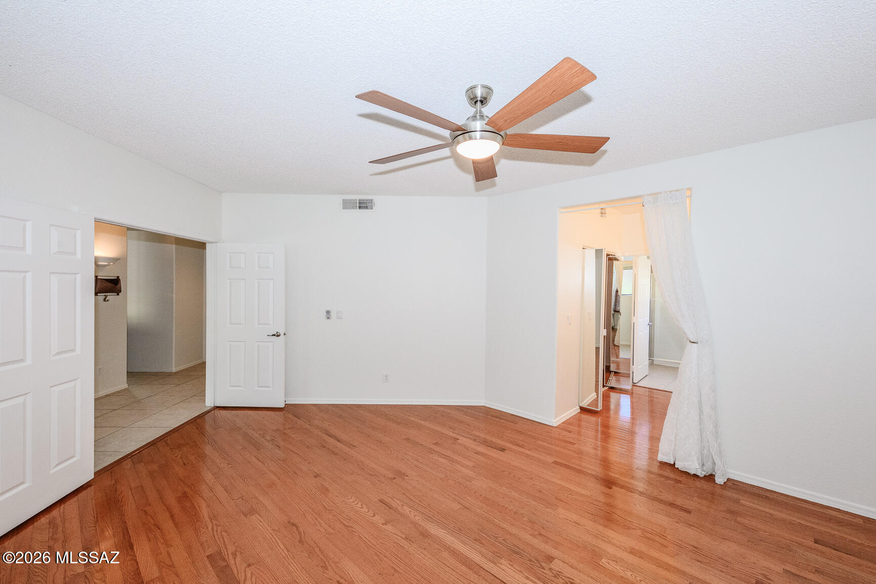 6655 N Canyon Crest Drive 26103