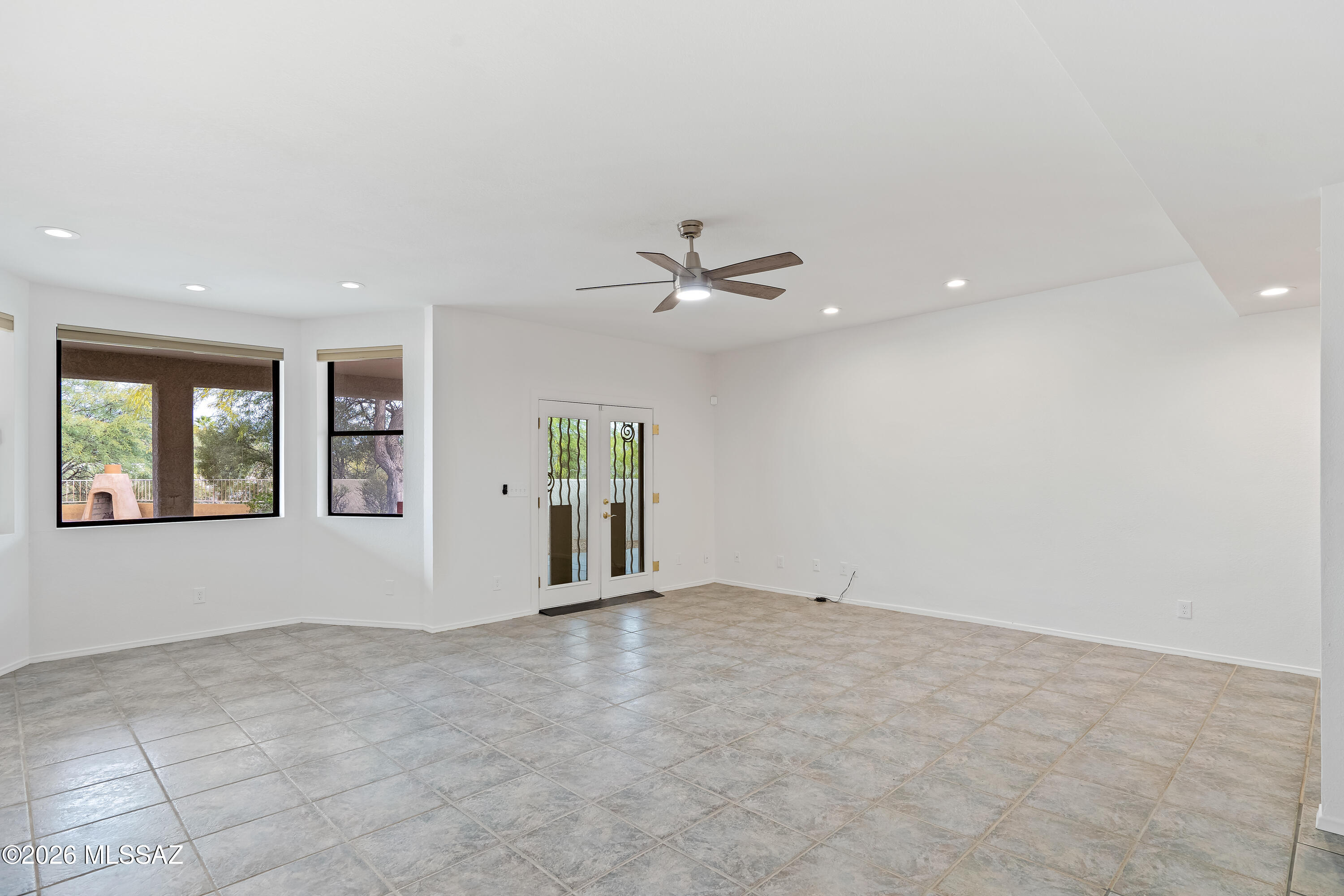 6221 N Placita De Rojelio