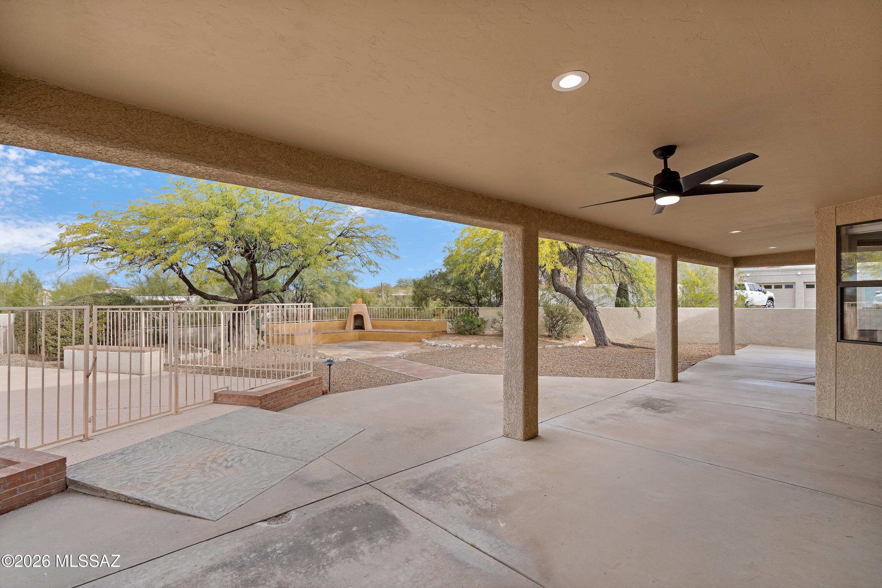 6221 N Placita De Rojelio