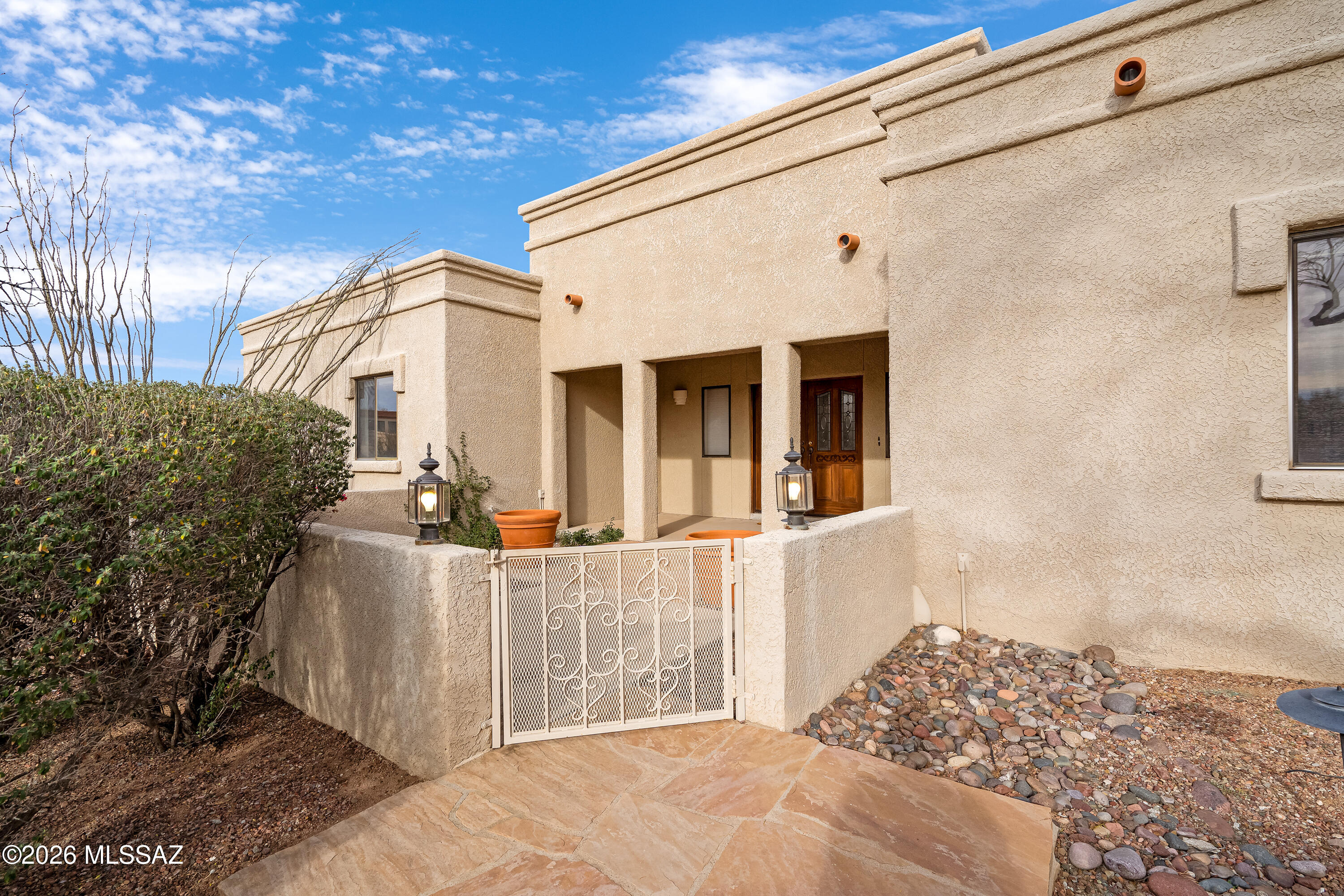 6221 N Placita De Rojelio