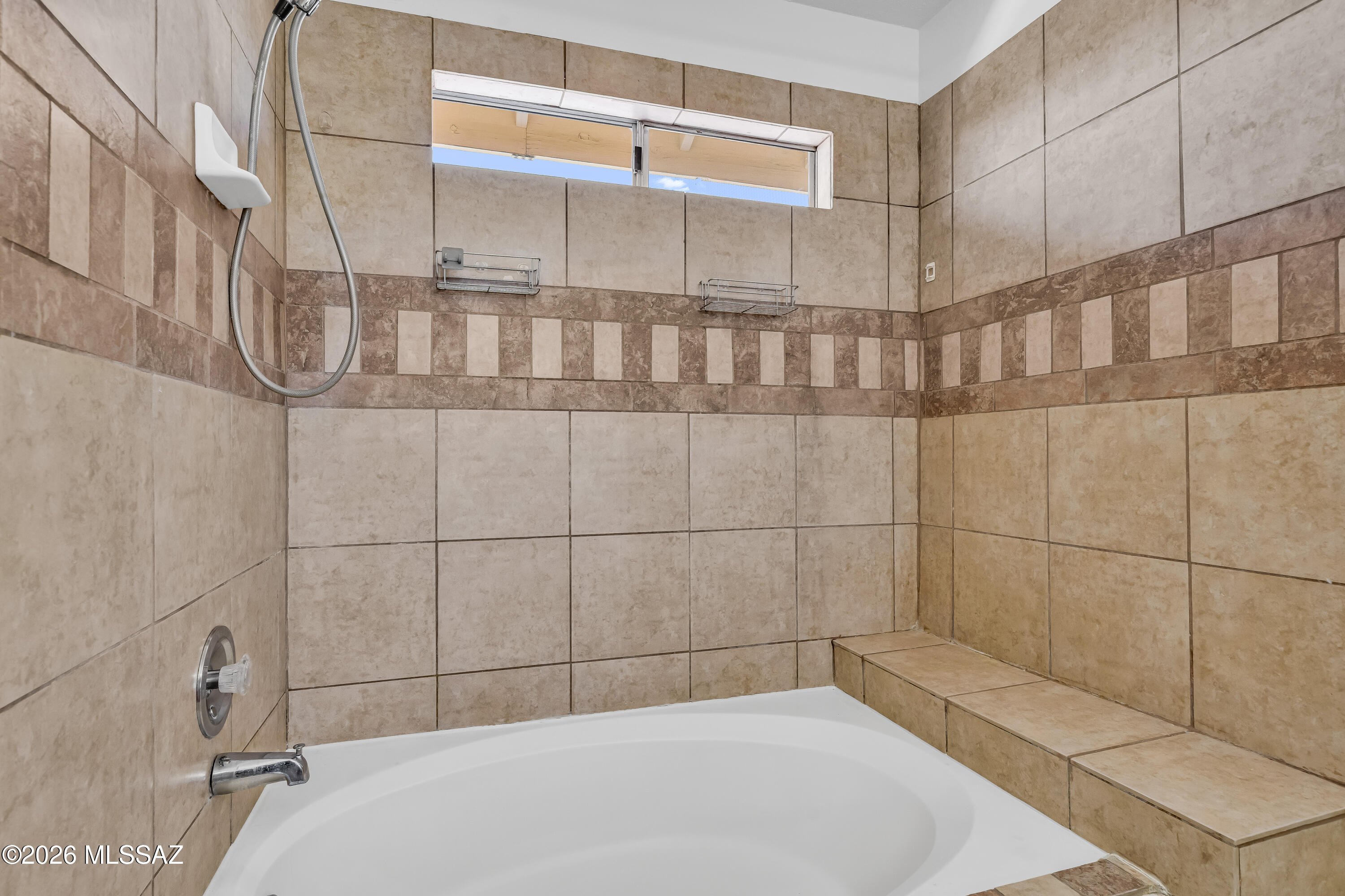 8179 N Streamside Avenue