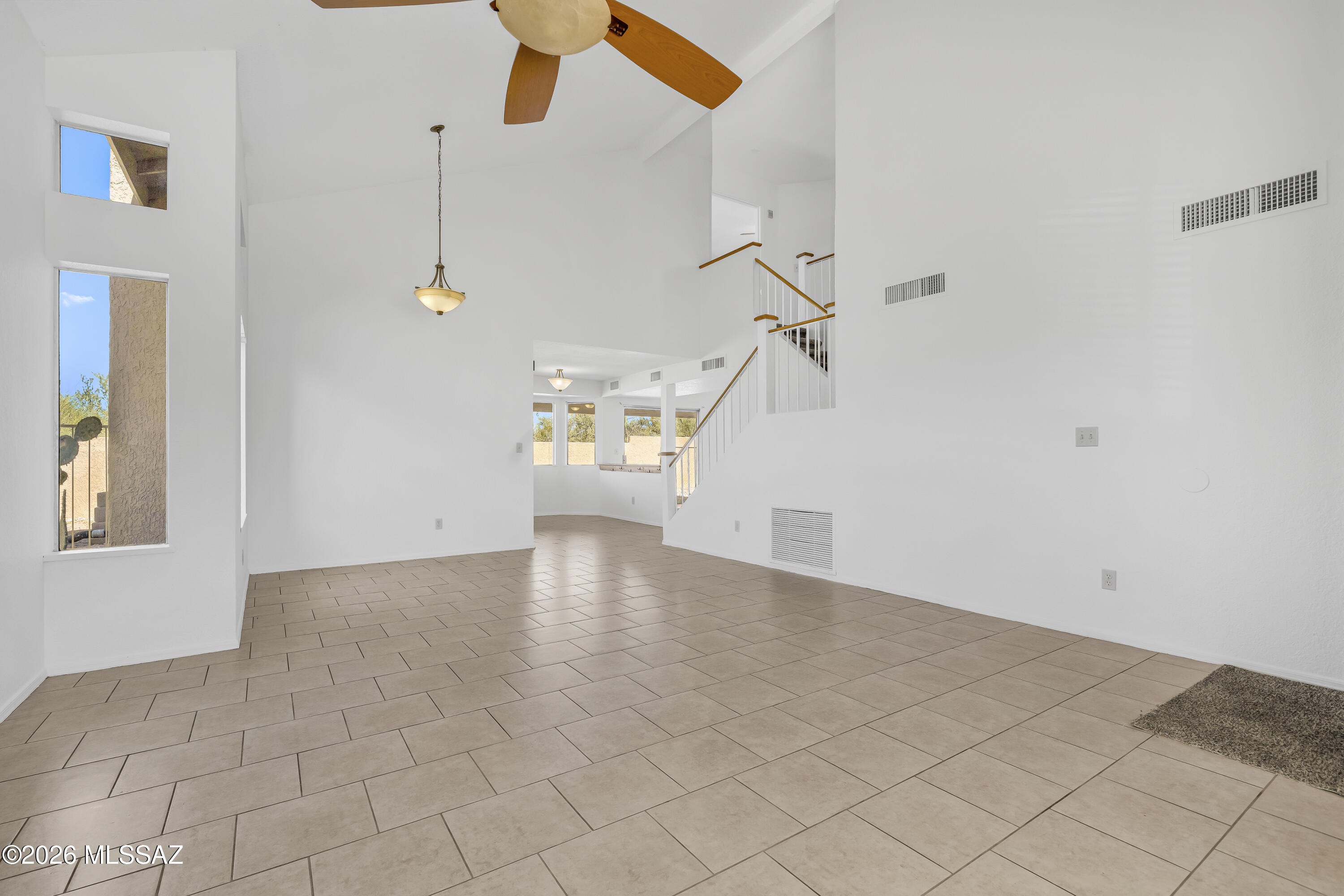 8179 N Streamside Avenue