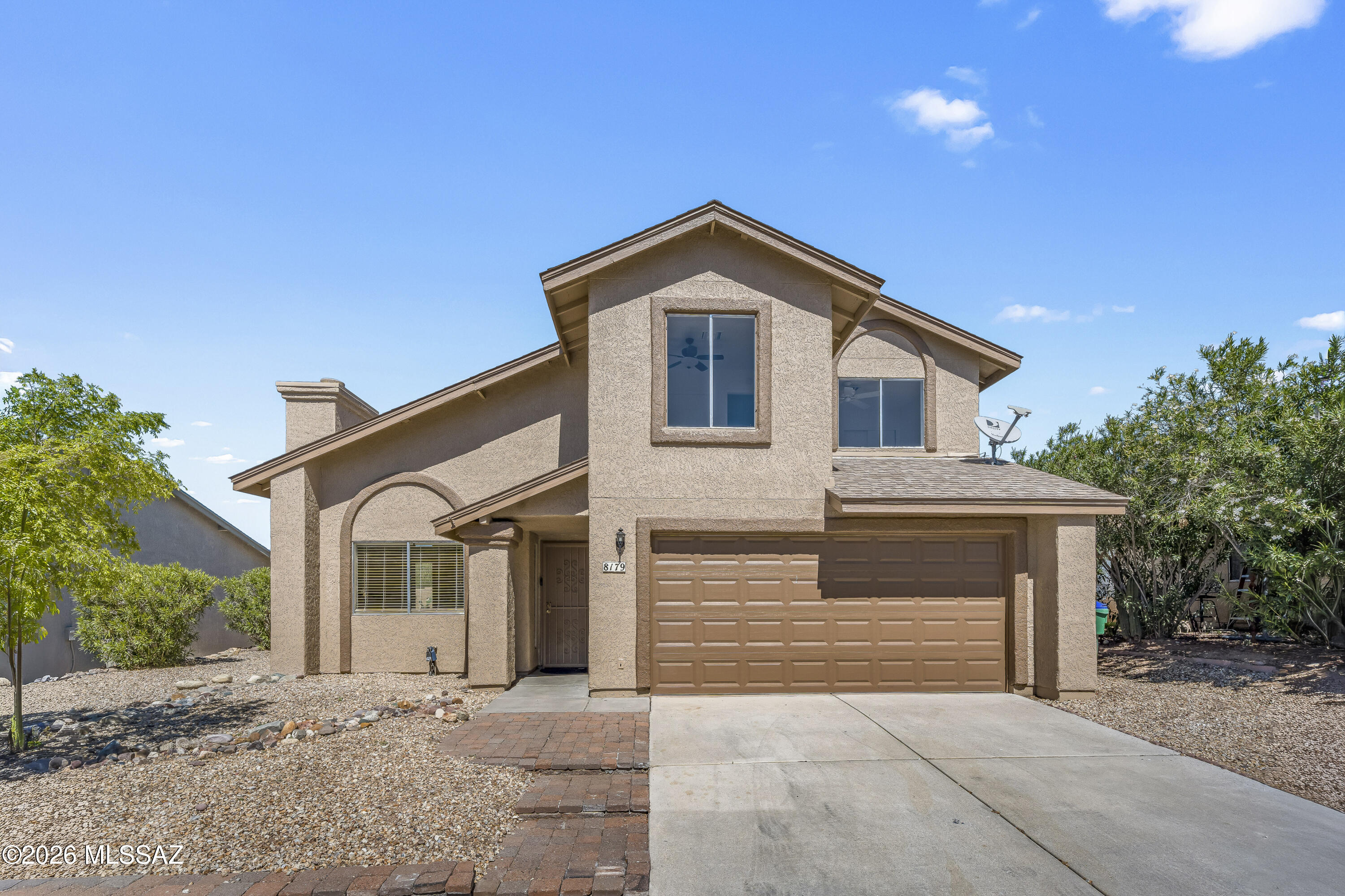 8179 N Streamside Avenue