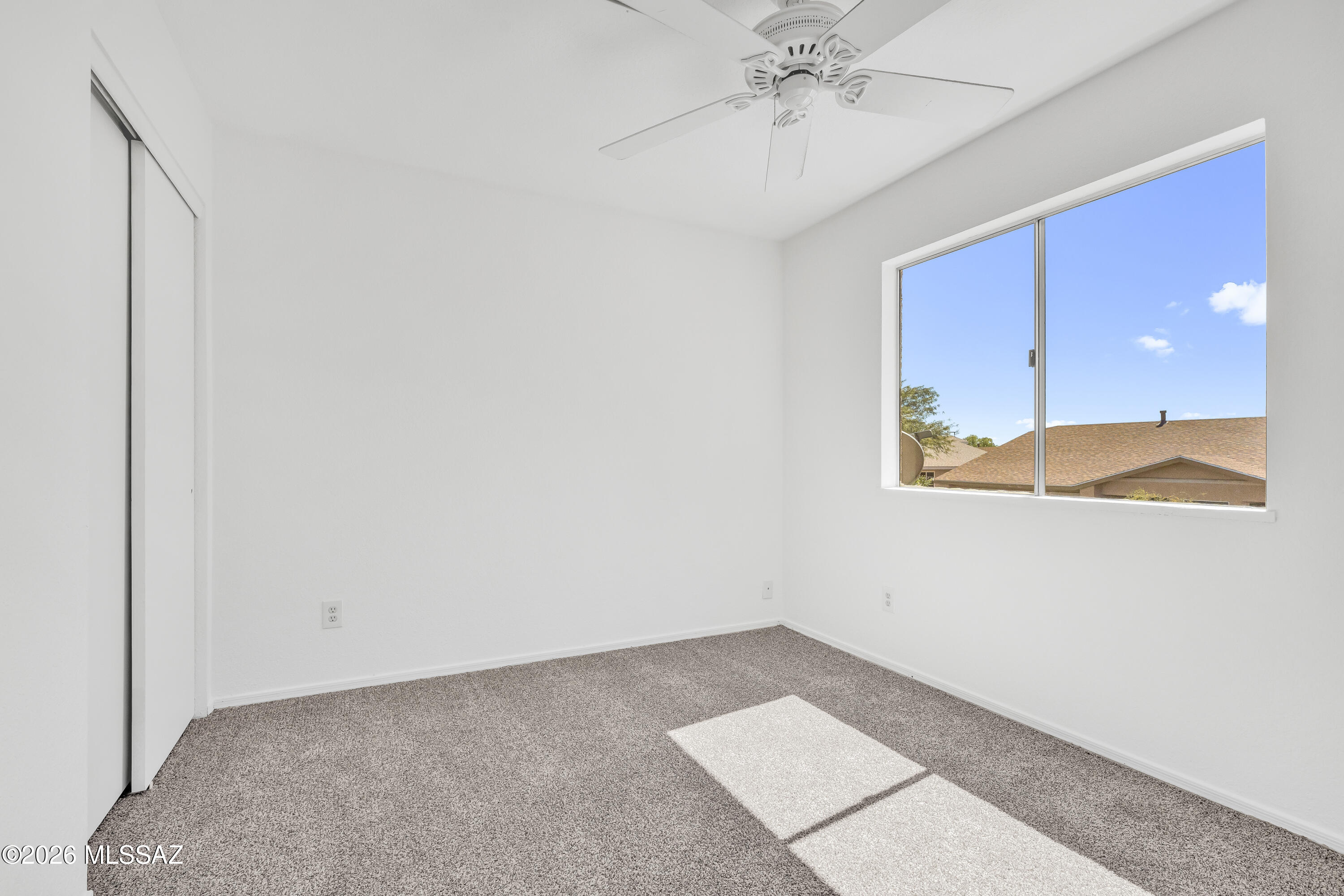 8179 N Streamside Avenue