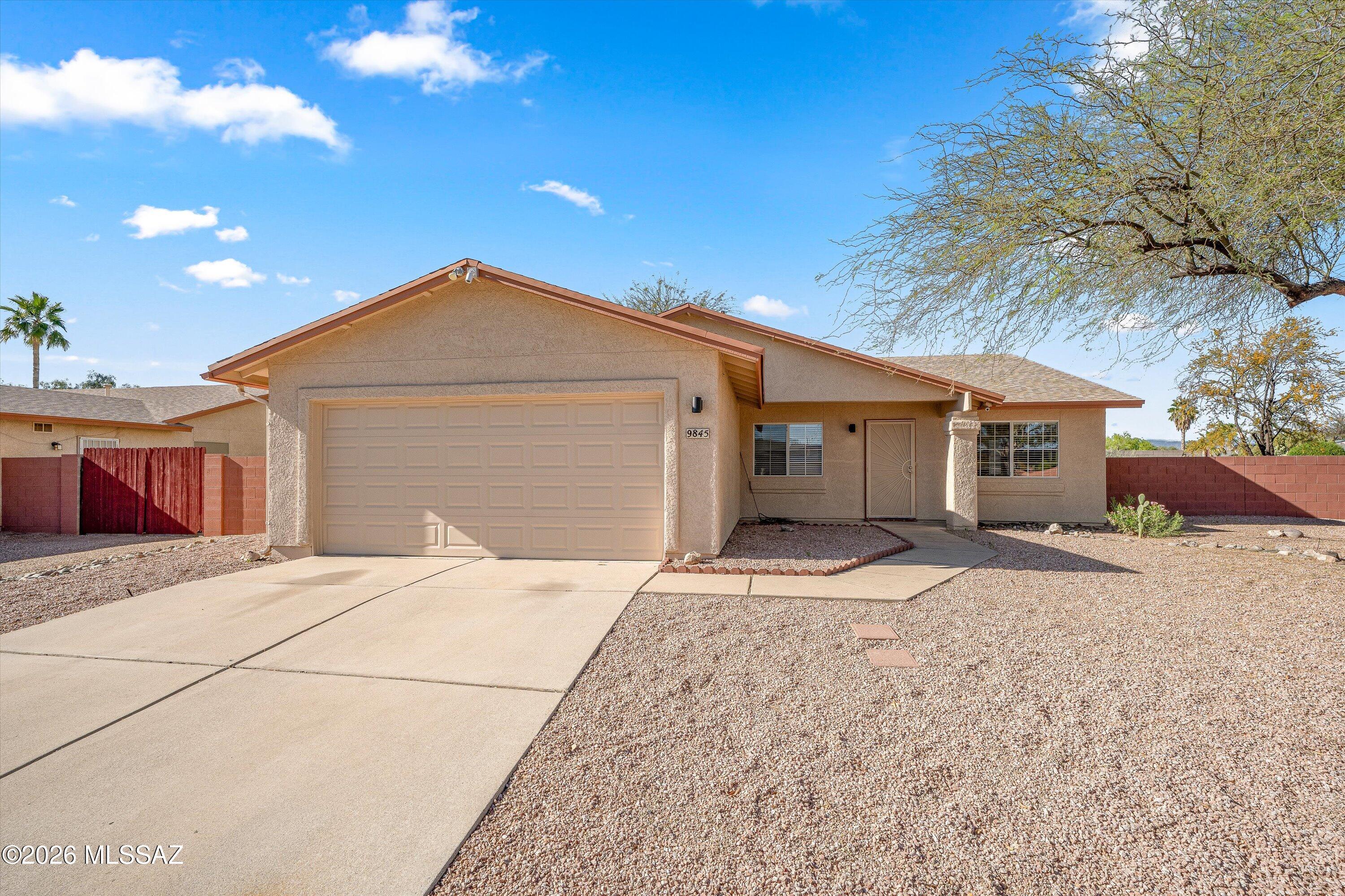 9845 E Banbridge Street