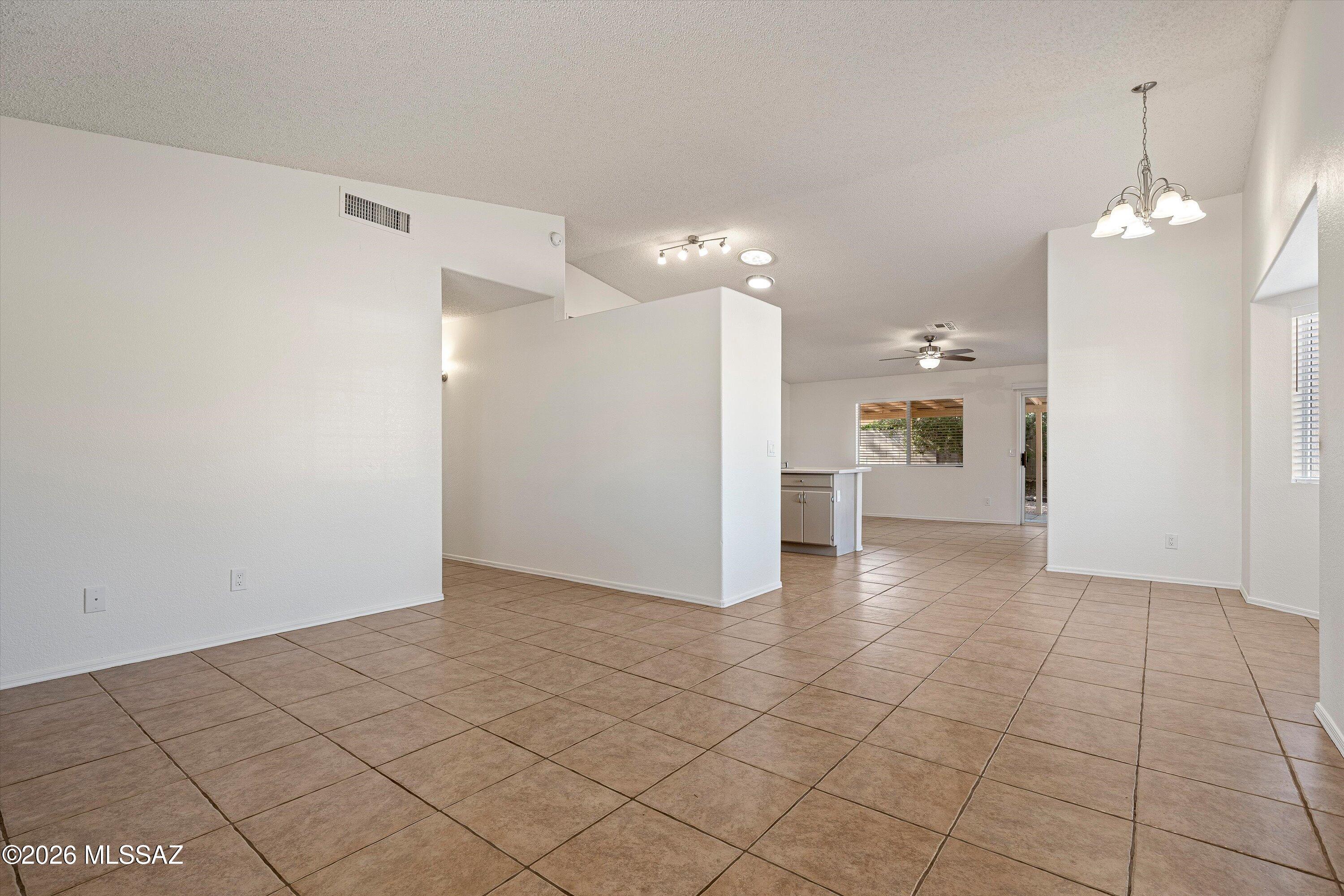 9845 E Banbridge Street