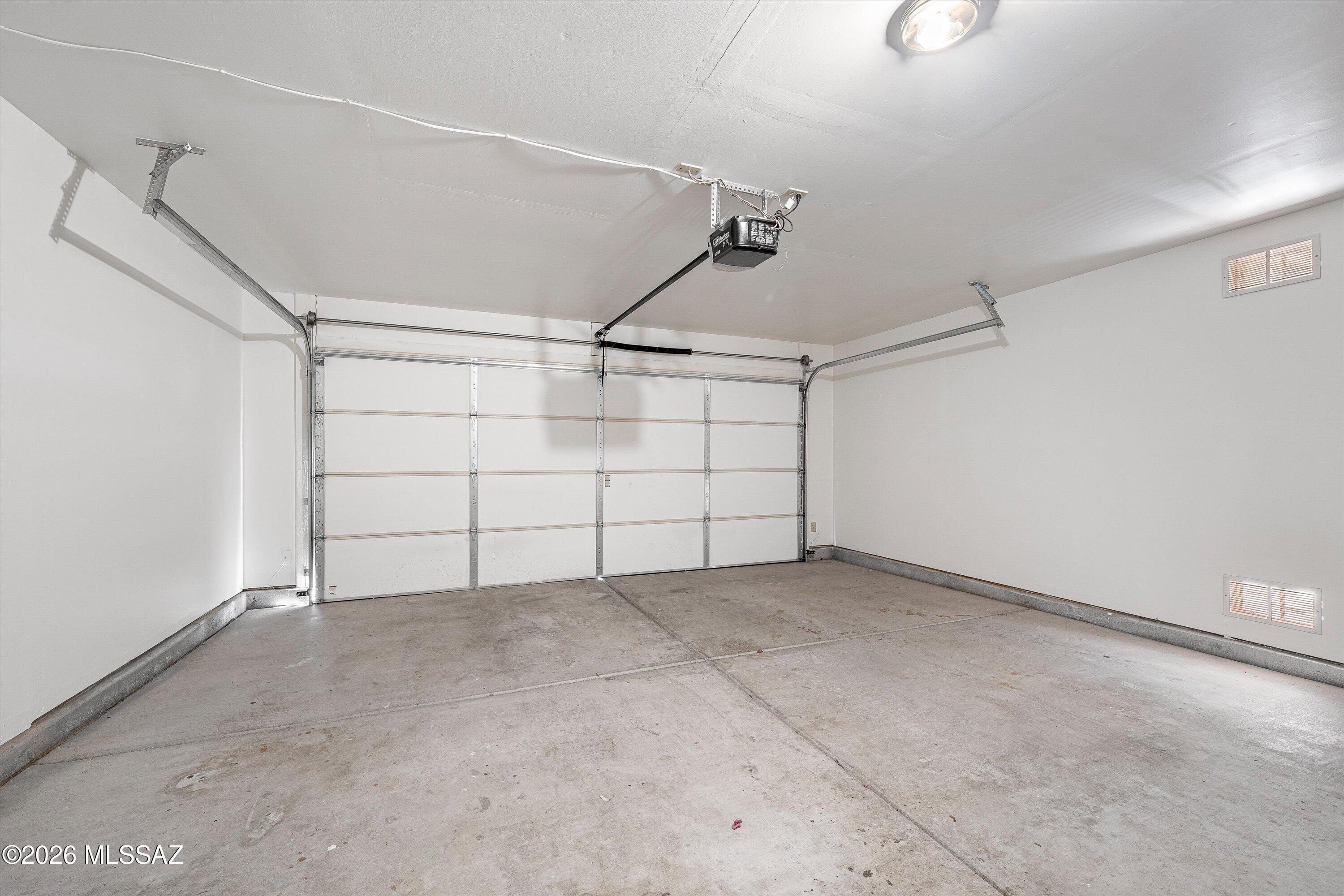 9845 E Banbridge Street