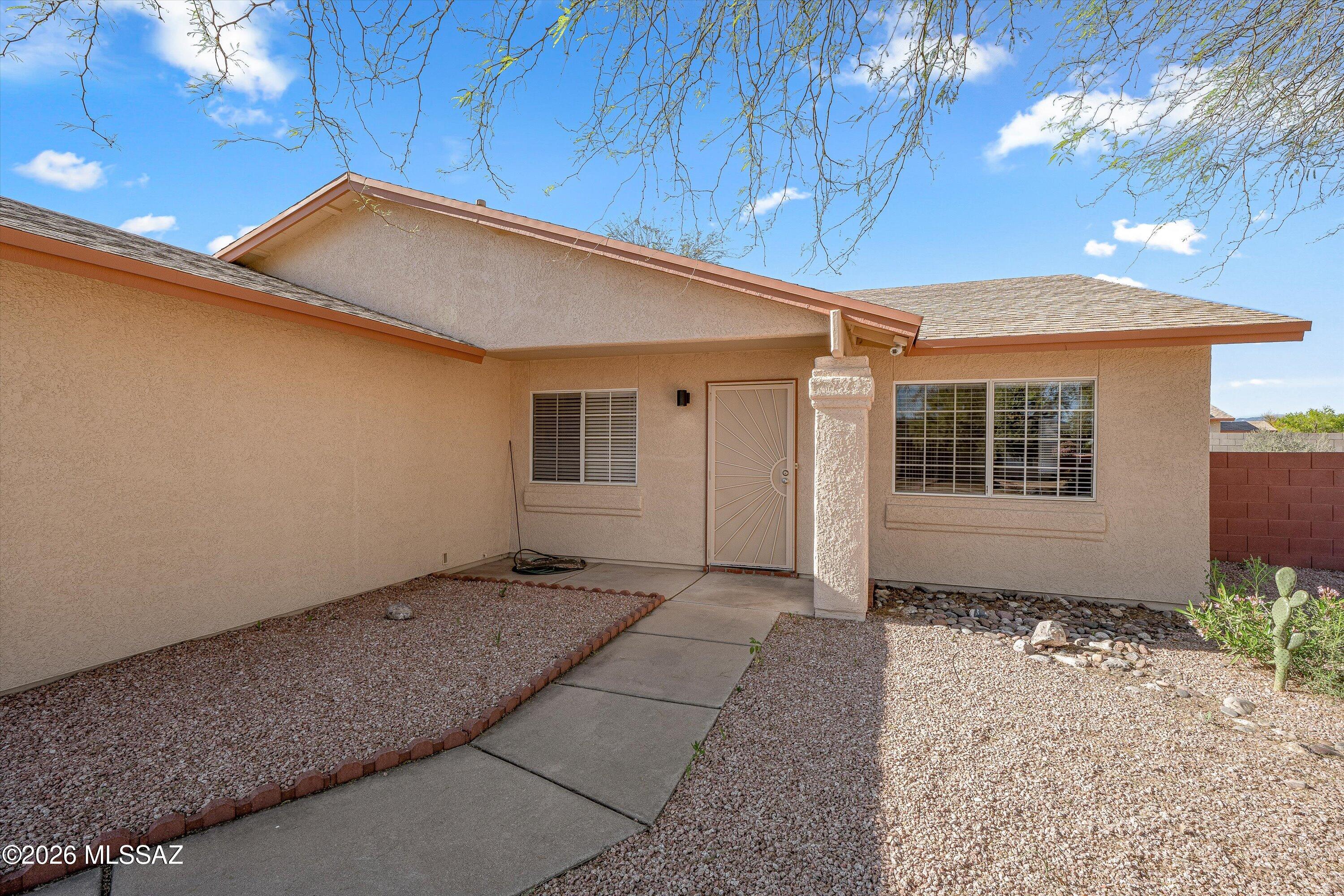 9845 E Banbridge Street