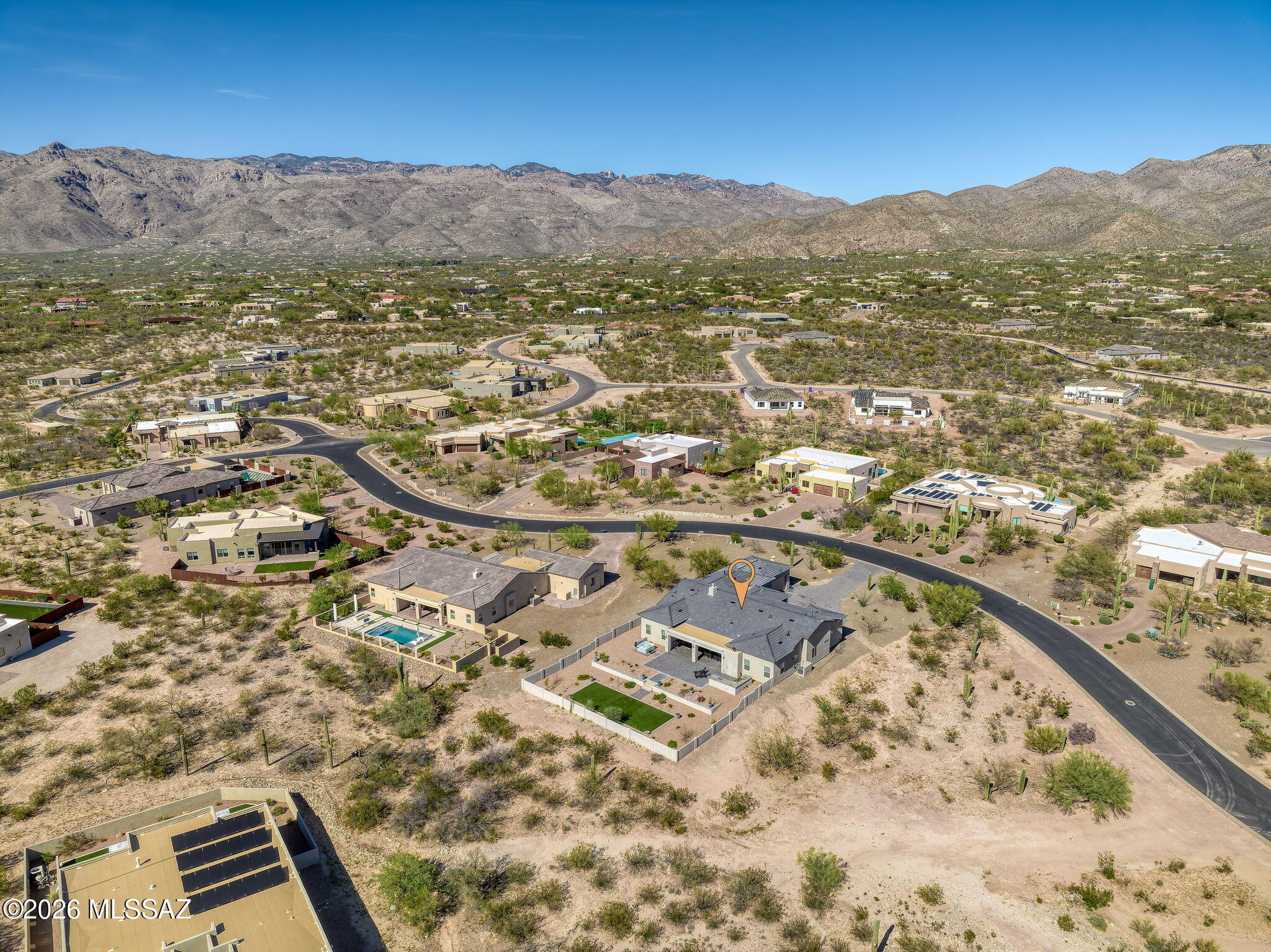 2725 N Megafauna Court