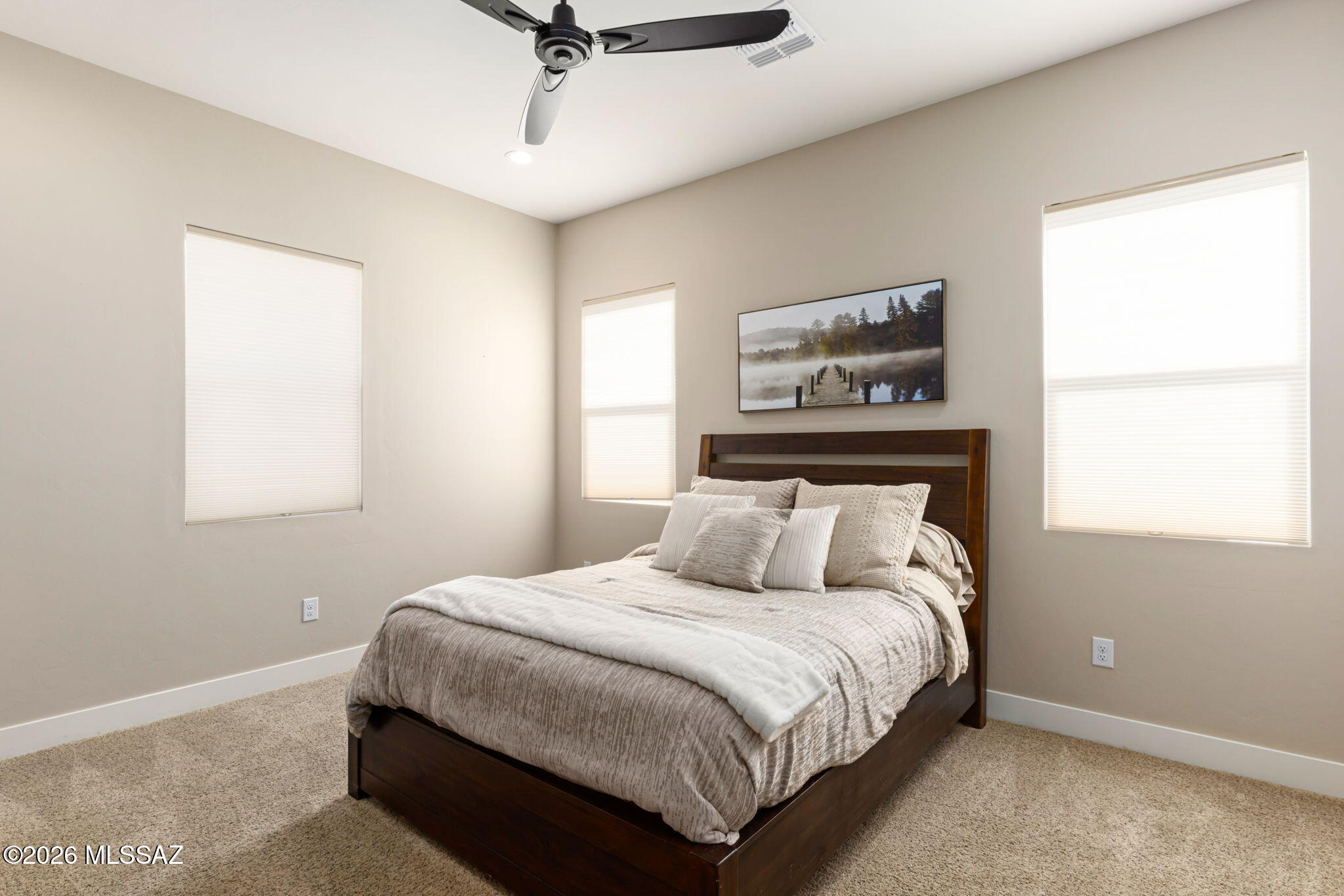 2725 N Megafauna Court