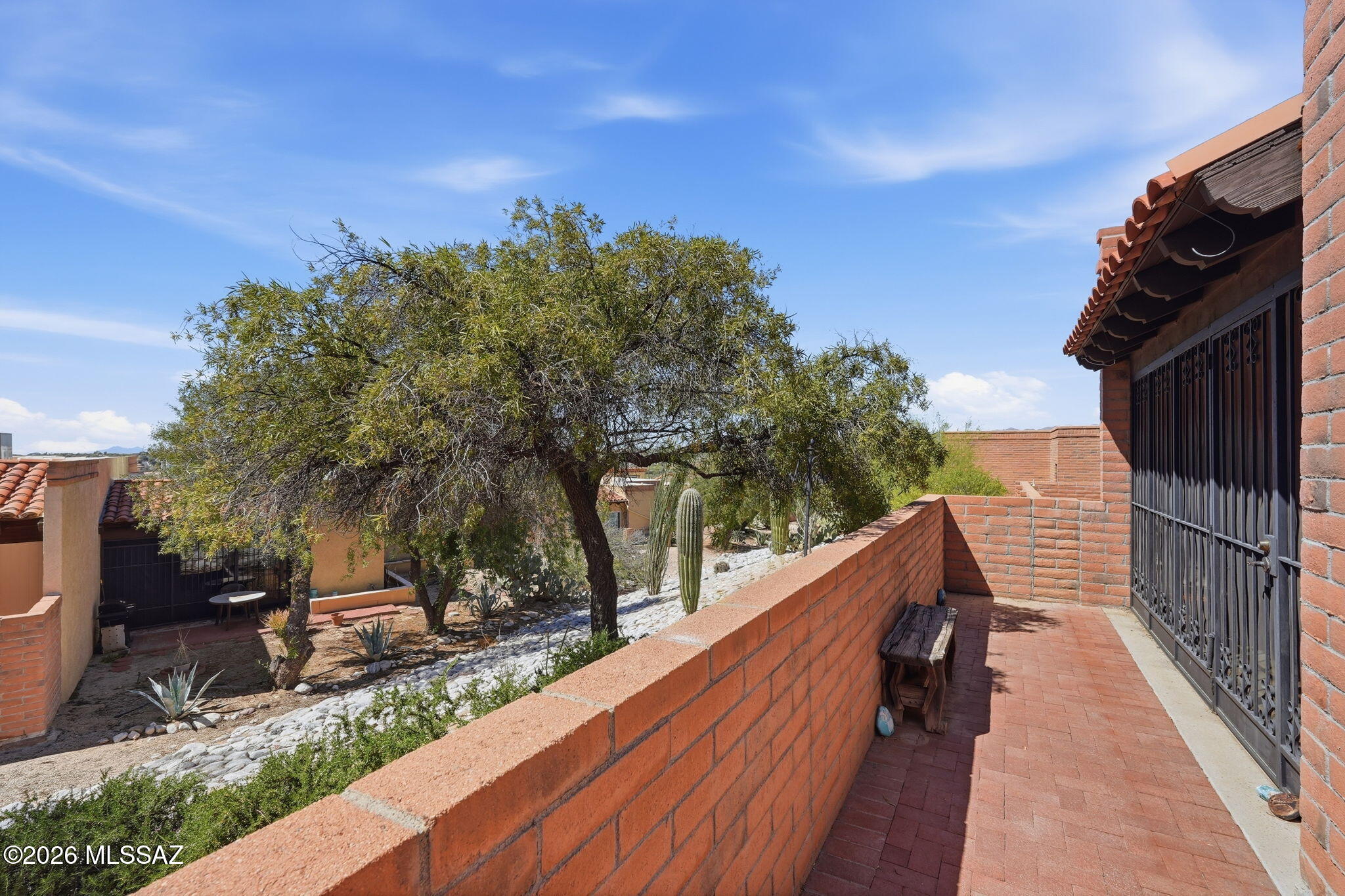 8647 N Little Oak Lane