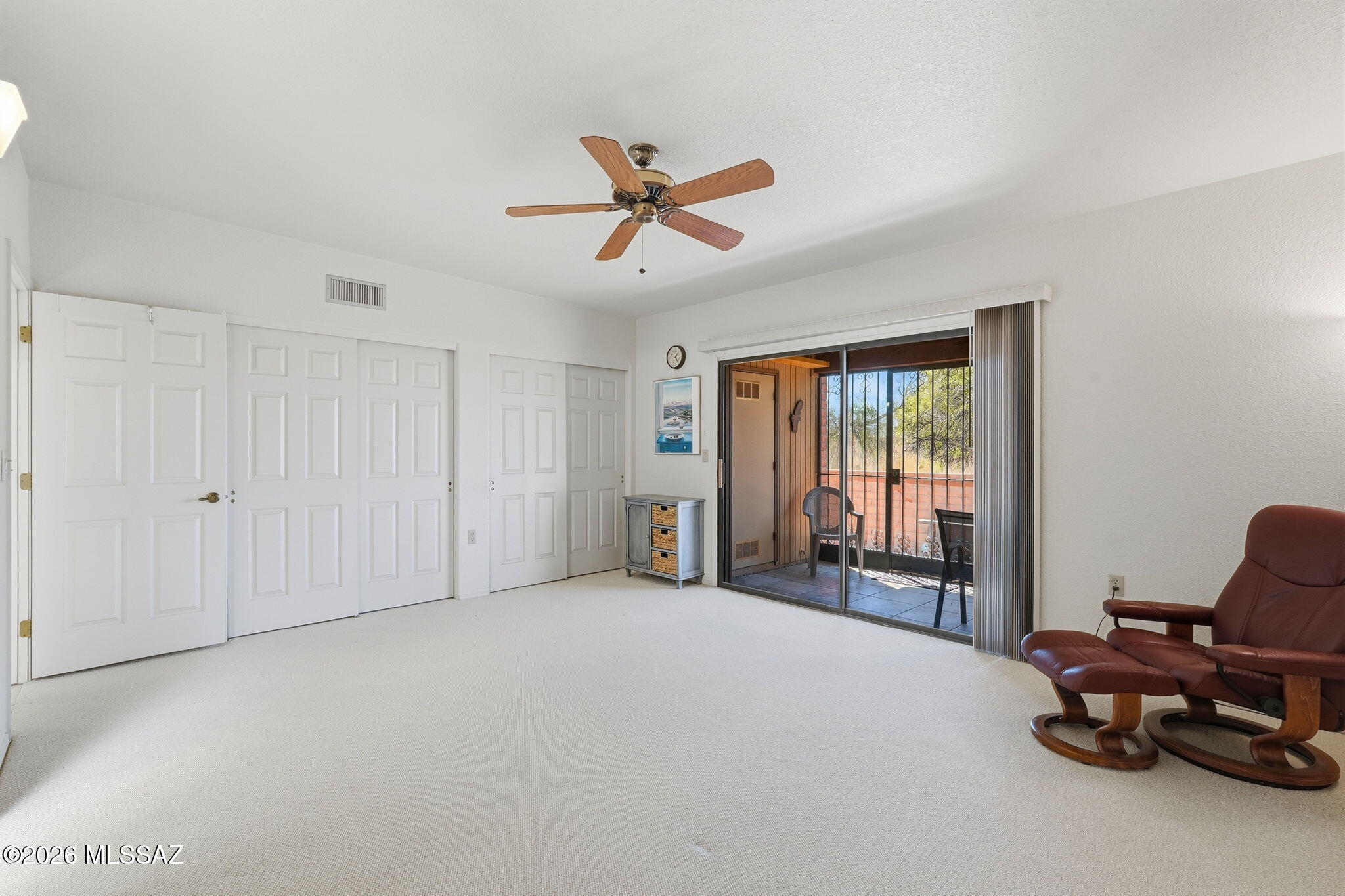 8647 N Little Oak Lane