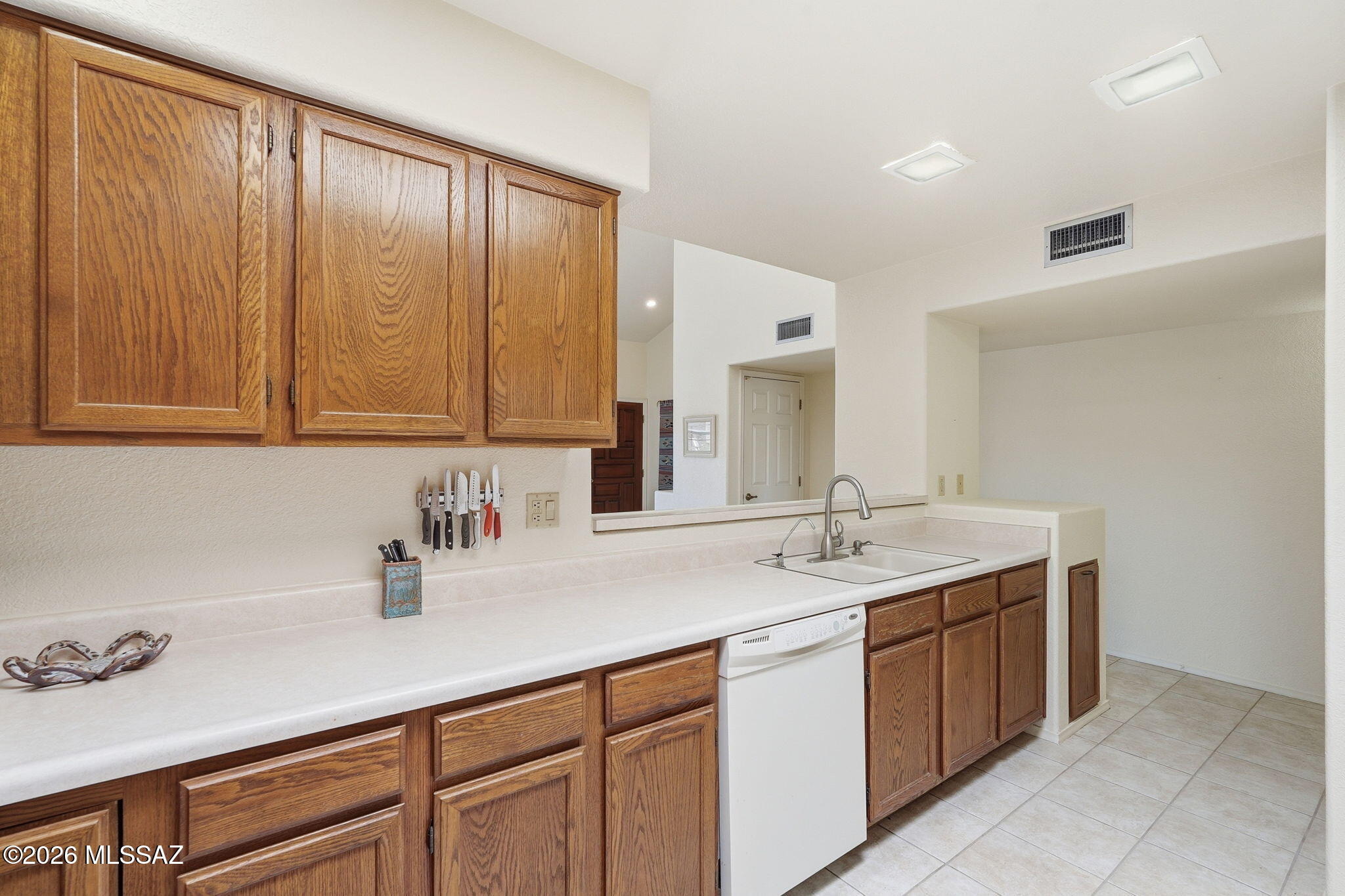 8647 N Little Oak Lane