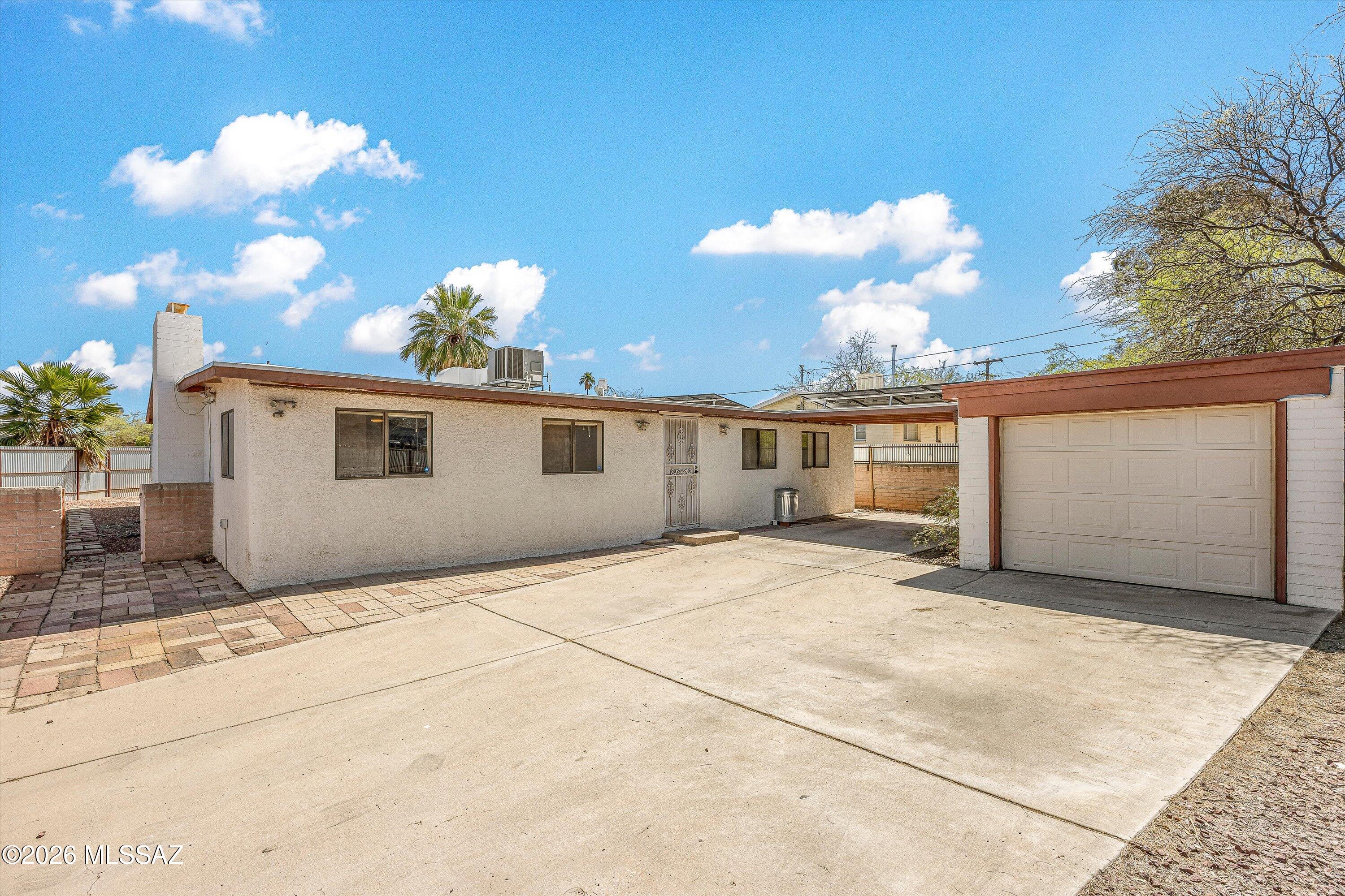 2519 N Euclid Avenue