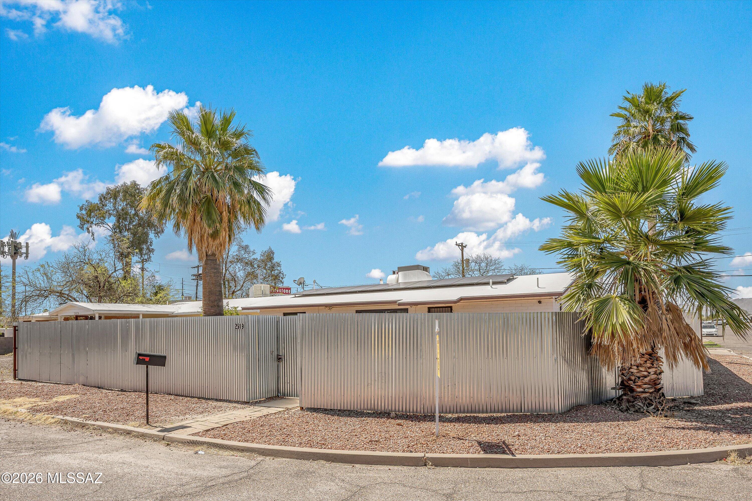 2519 N Euclid Avenue