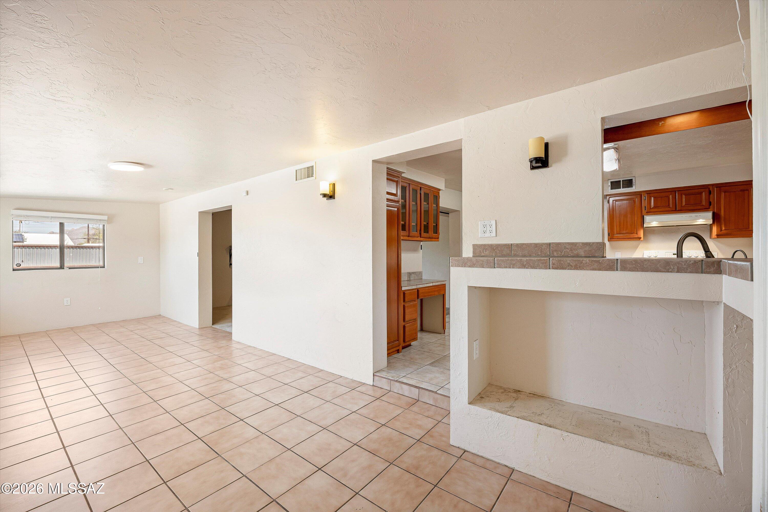 2519 N Euclid Avenue