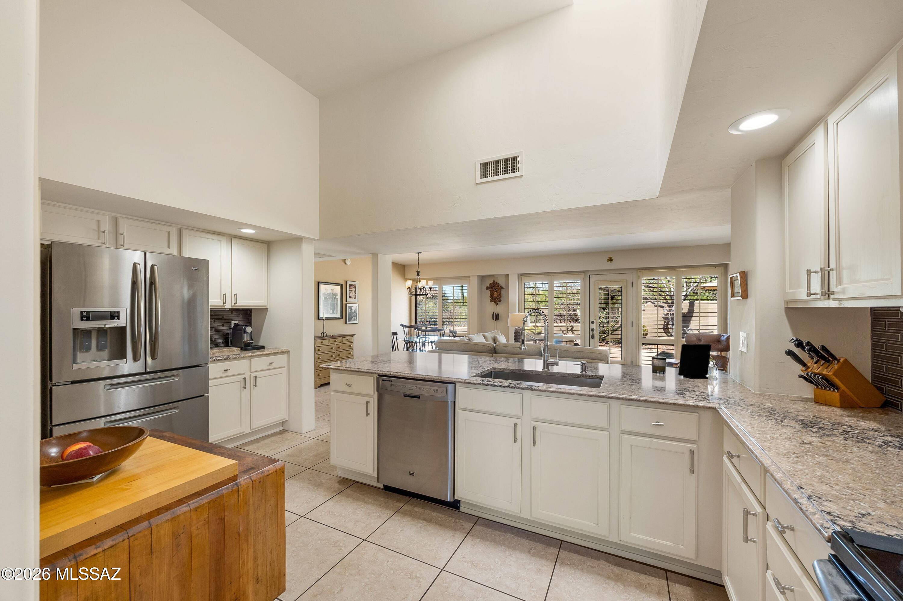 11792 N Vía De La Verbenita