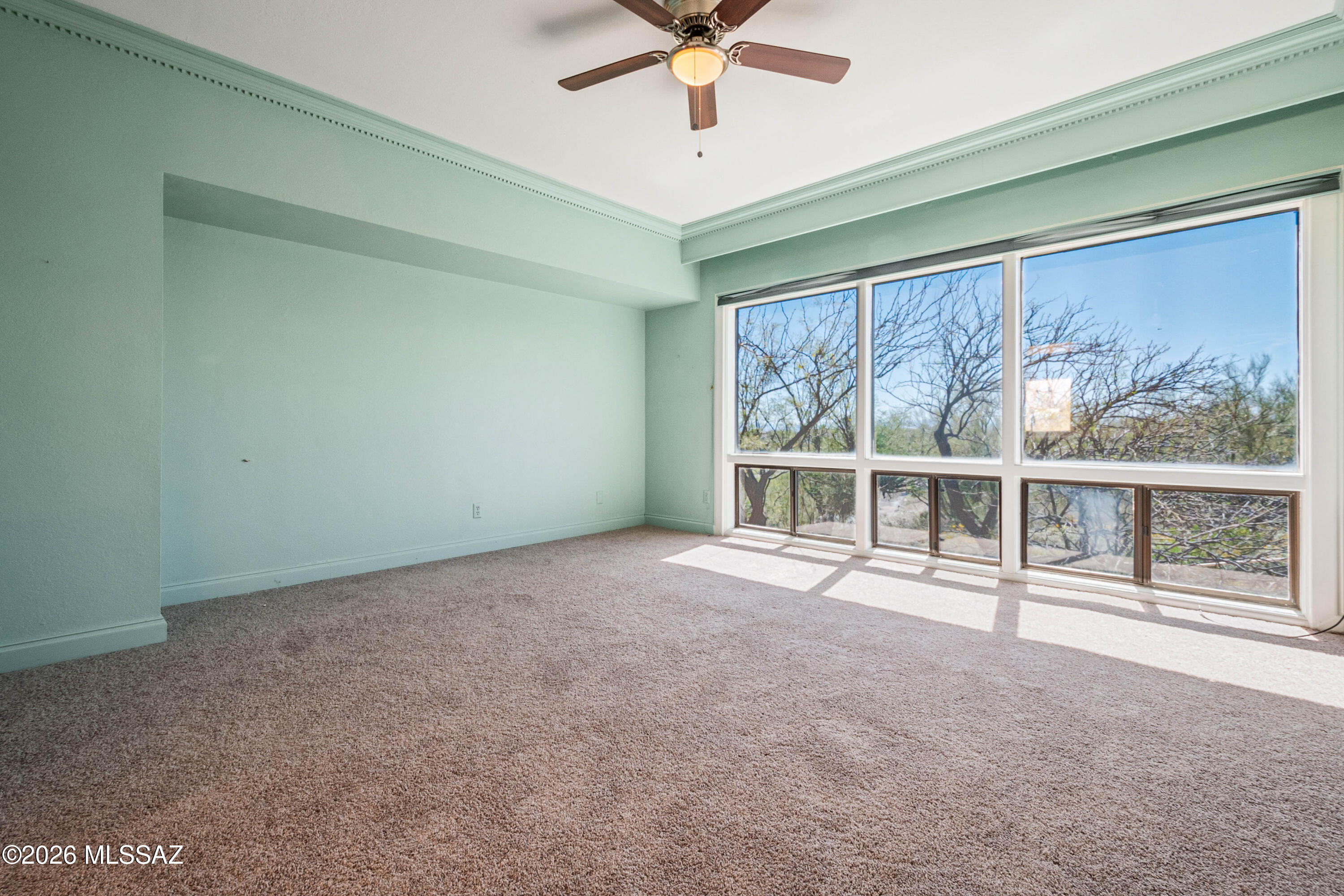 6015 E Paseo Ventoso