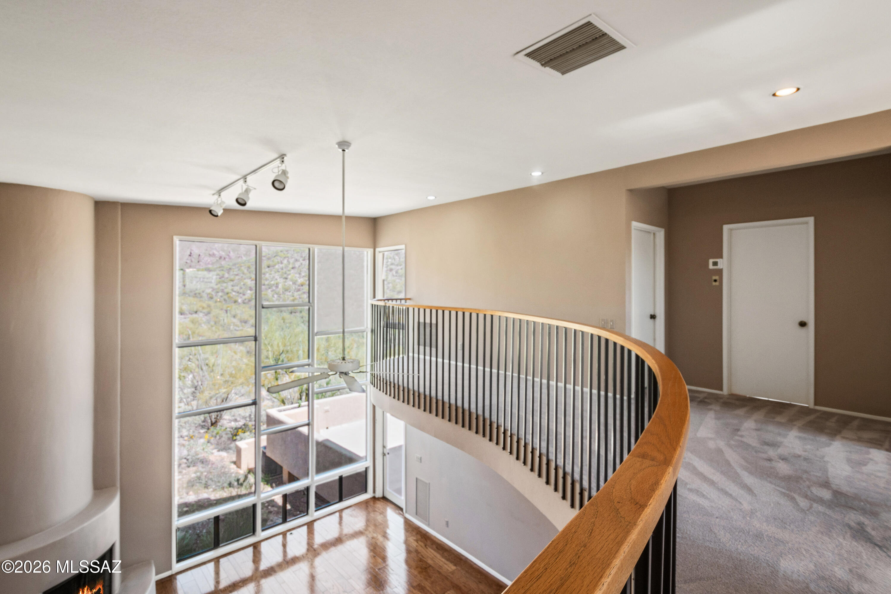 6015 E Paseo Ventoso