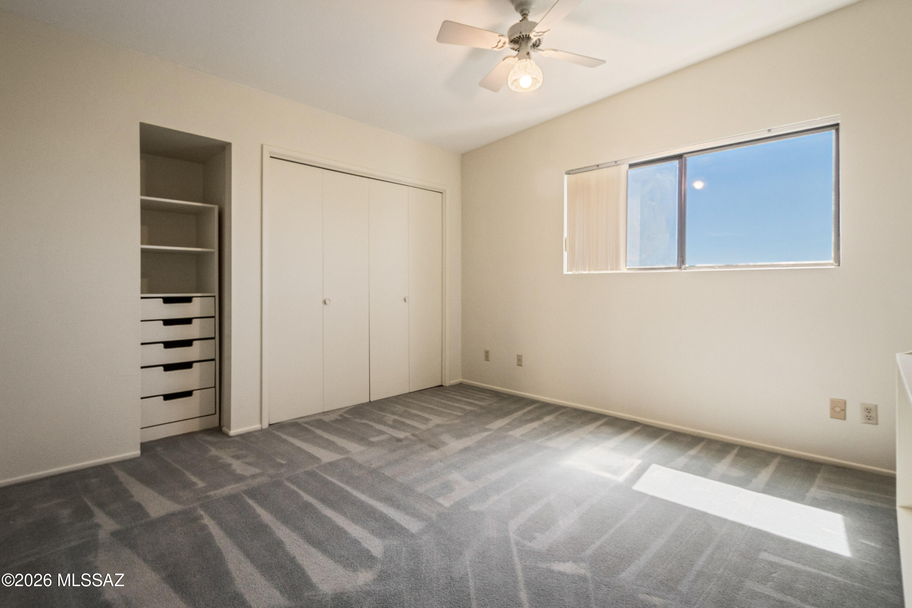 6015 E Paseo Ventoso