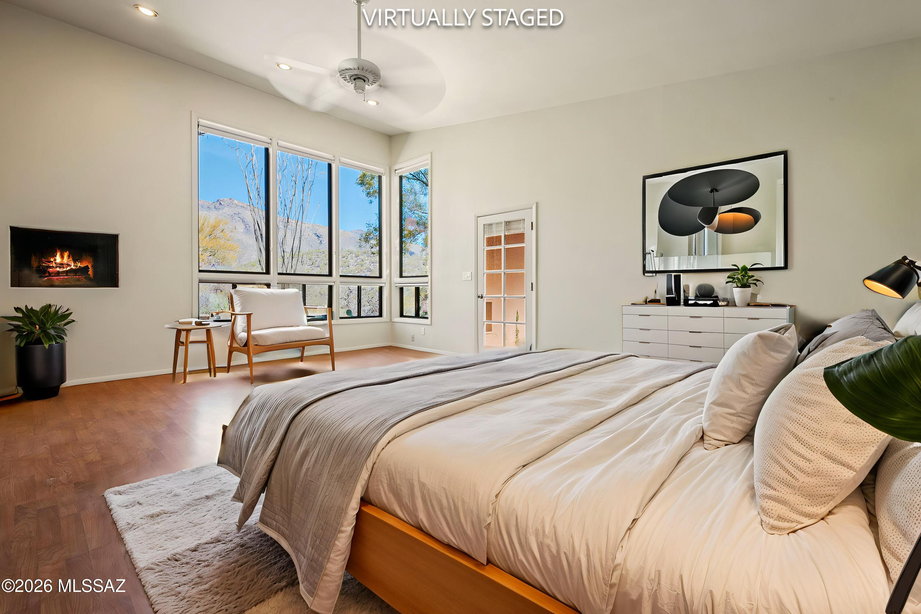 6015 E Paseo Ventoso