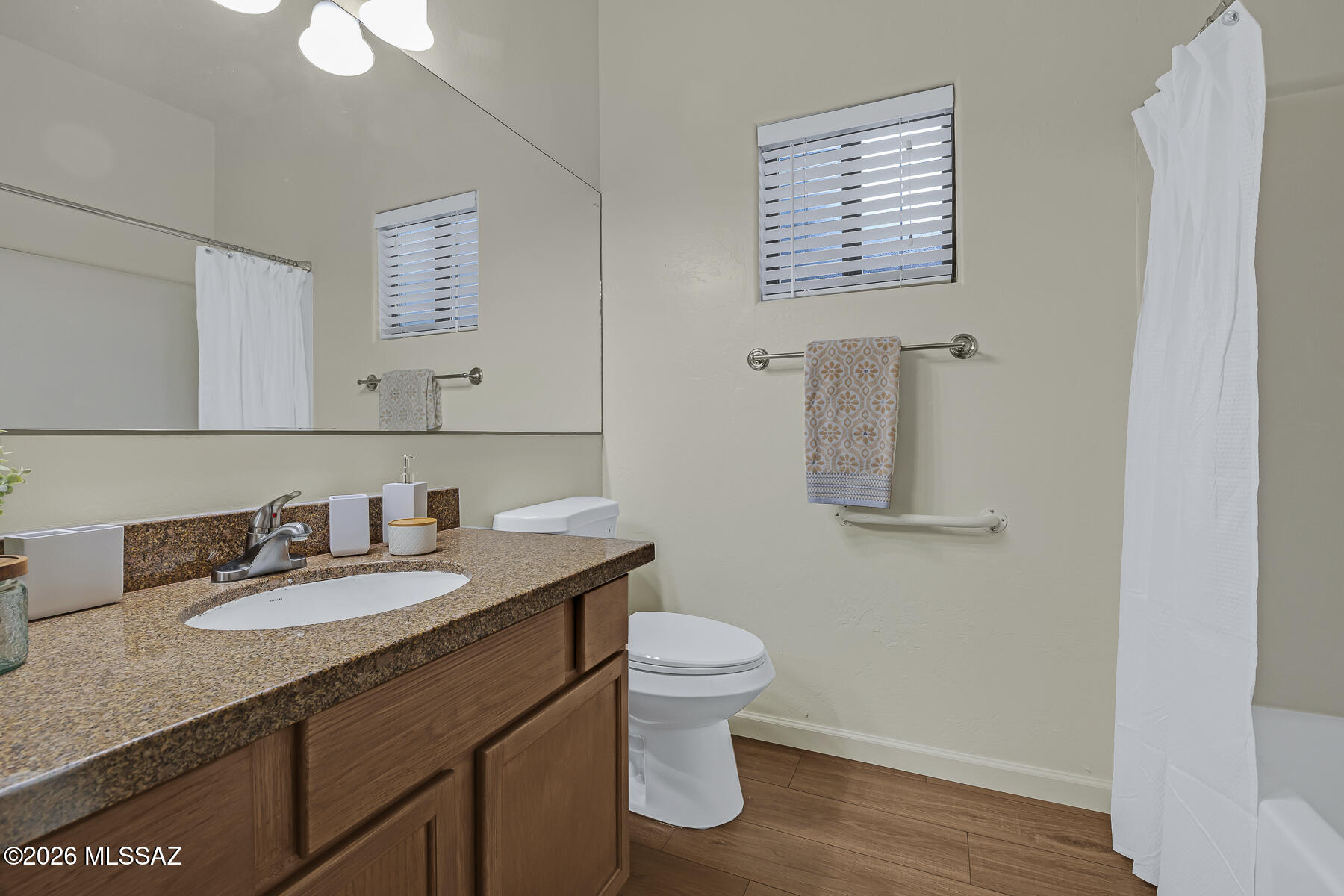 7667 E Park View Drive