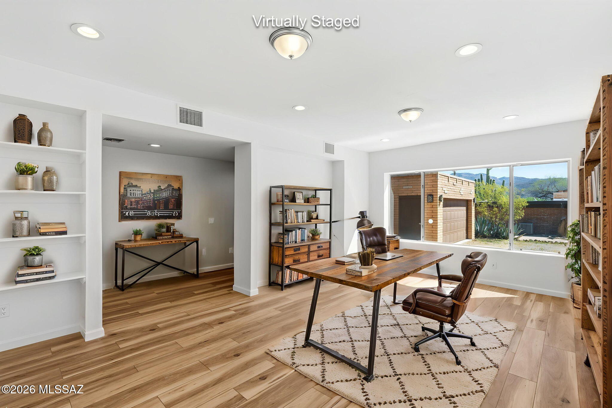 11421 E Holster Drive