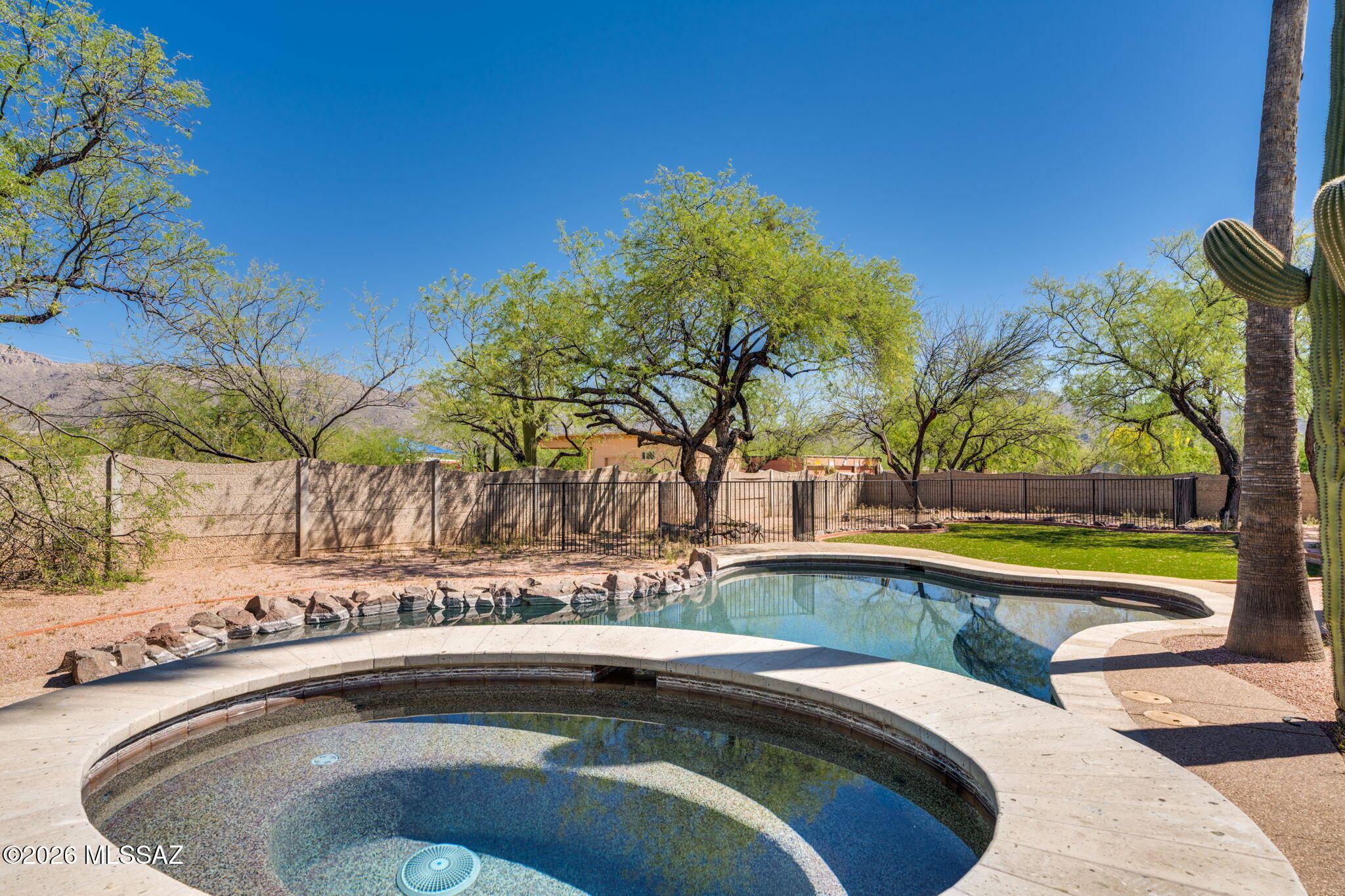 11421 E Holster Drive