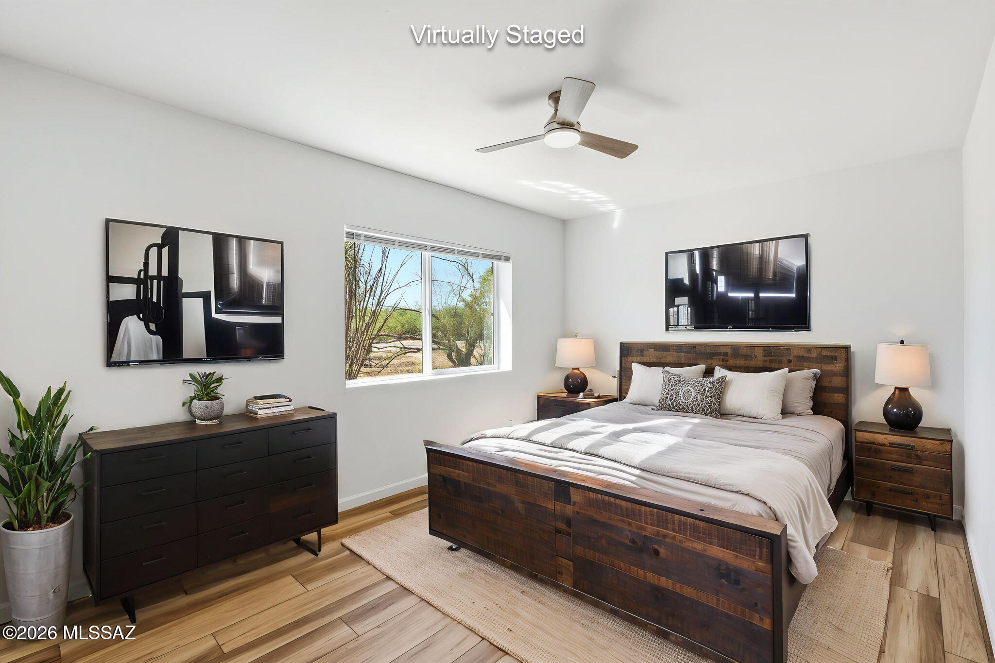 11421 E Holster Drive