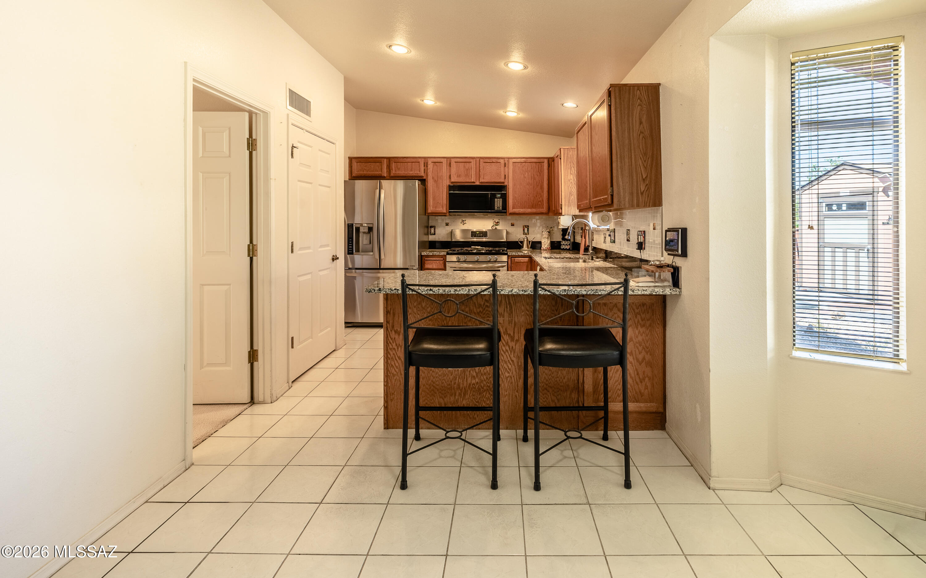 874 N Dusenburg Avenue