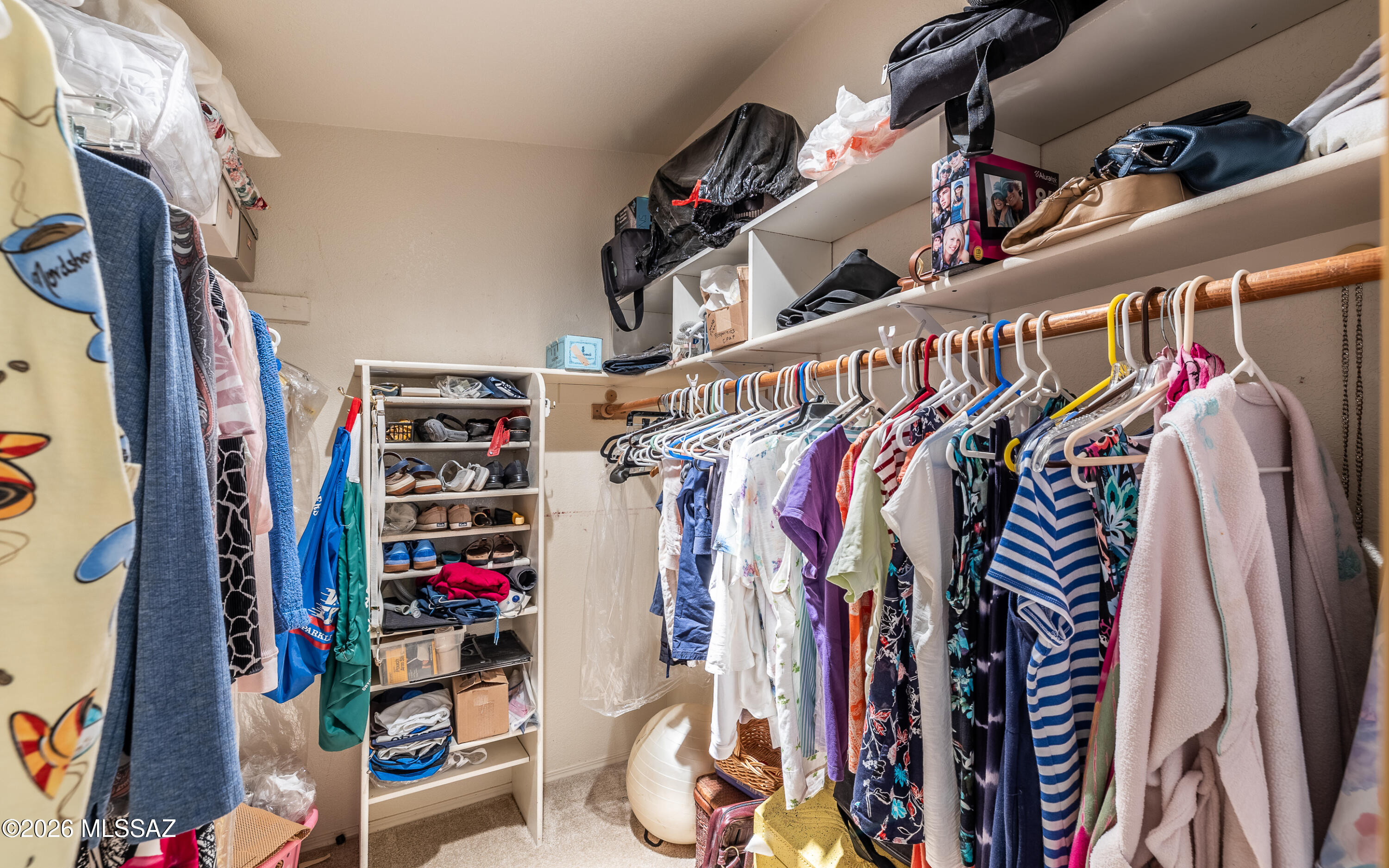 874 N Dusenburg Avenue