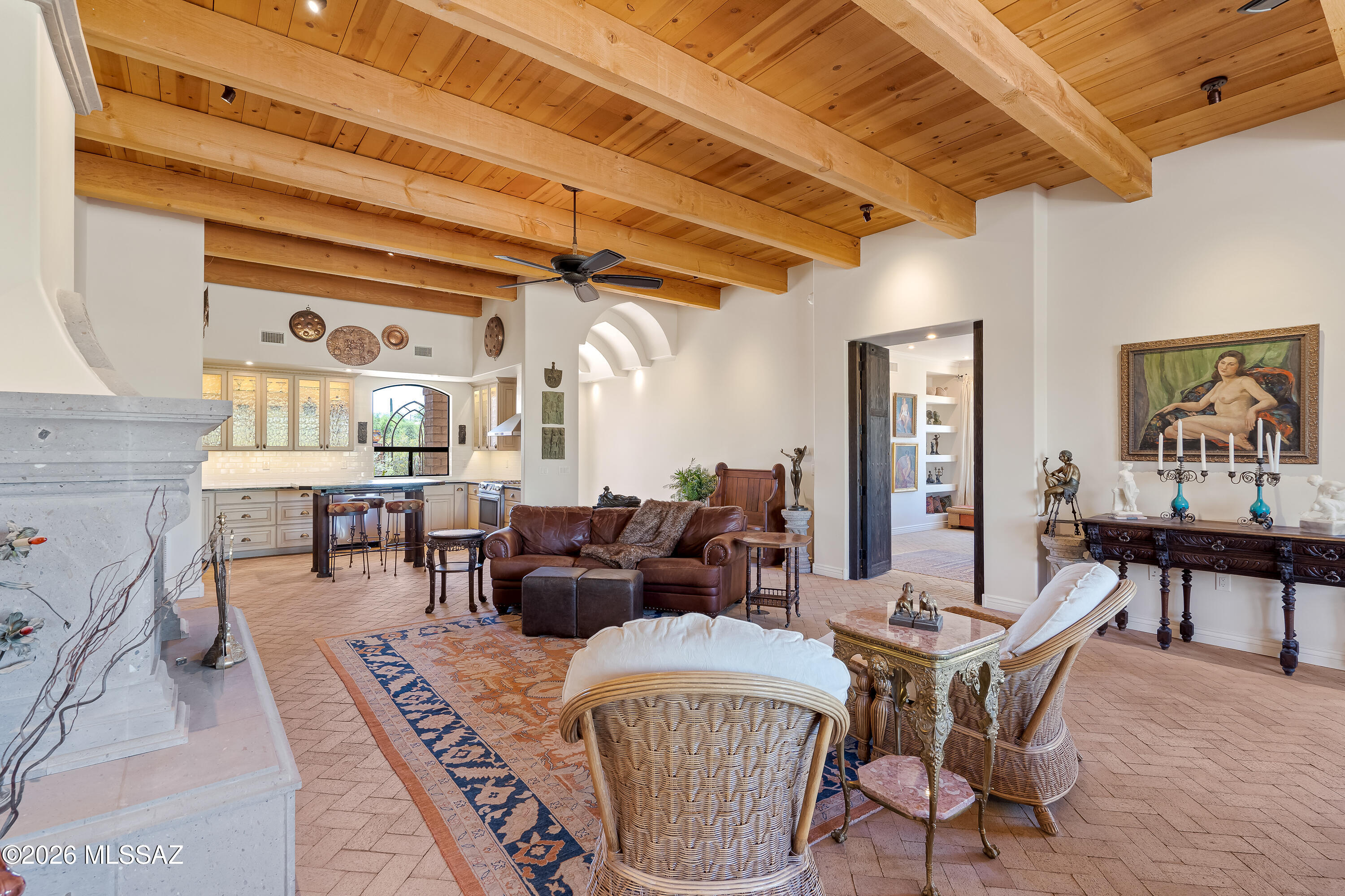 455 N Avenida Aguila