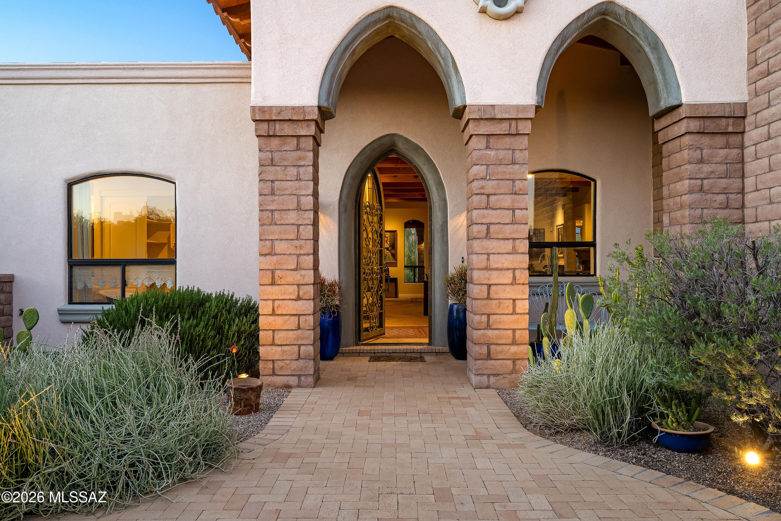 455 N Avenida Aguila