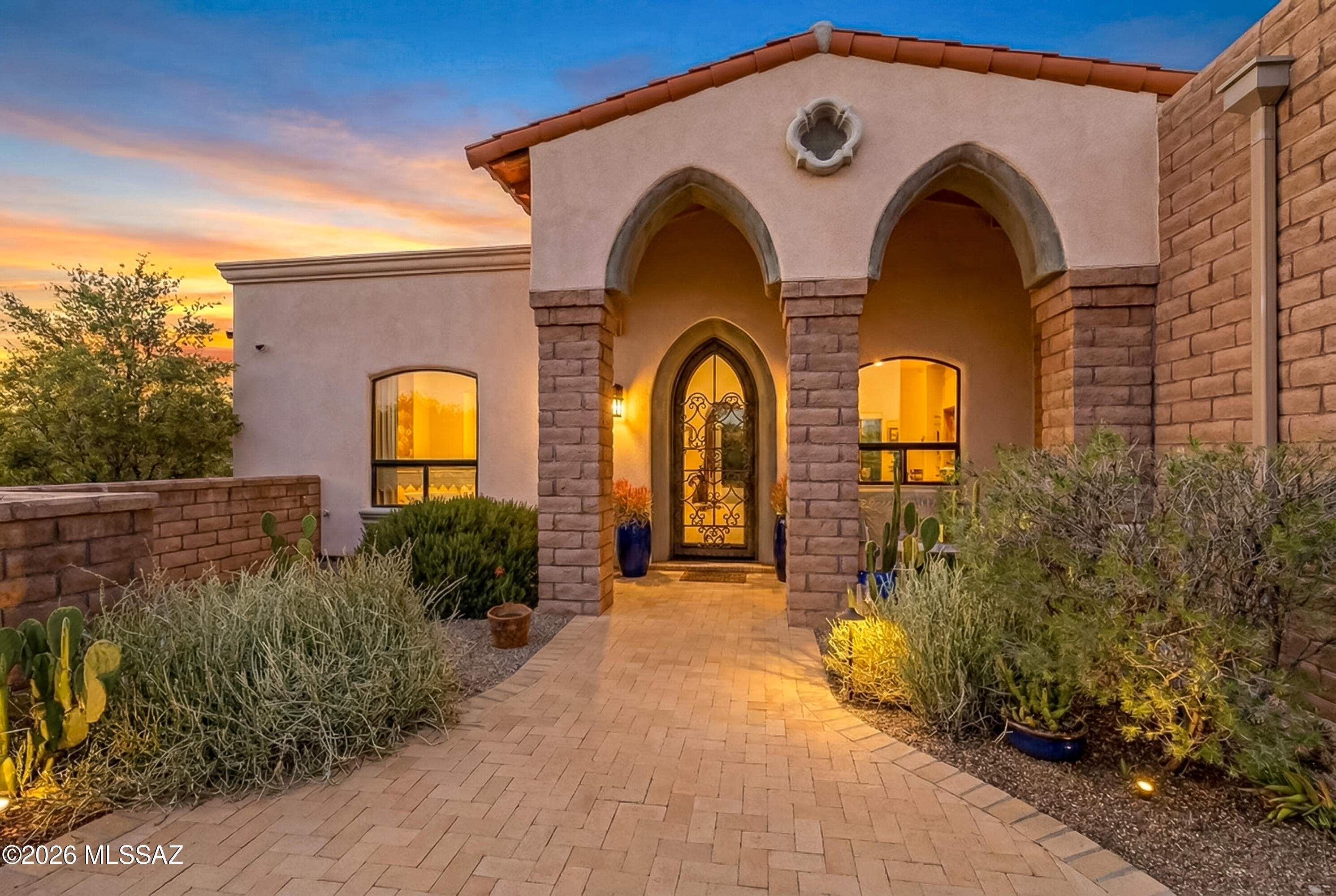 455 N Avenida Aguila