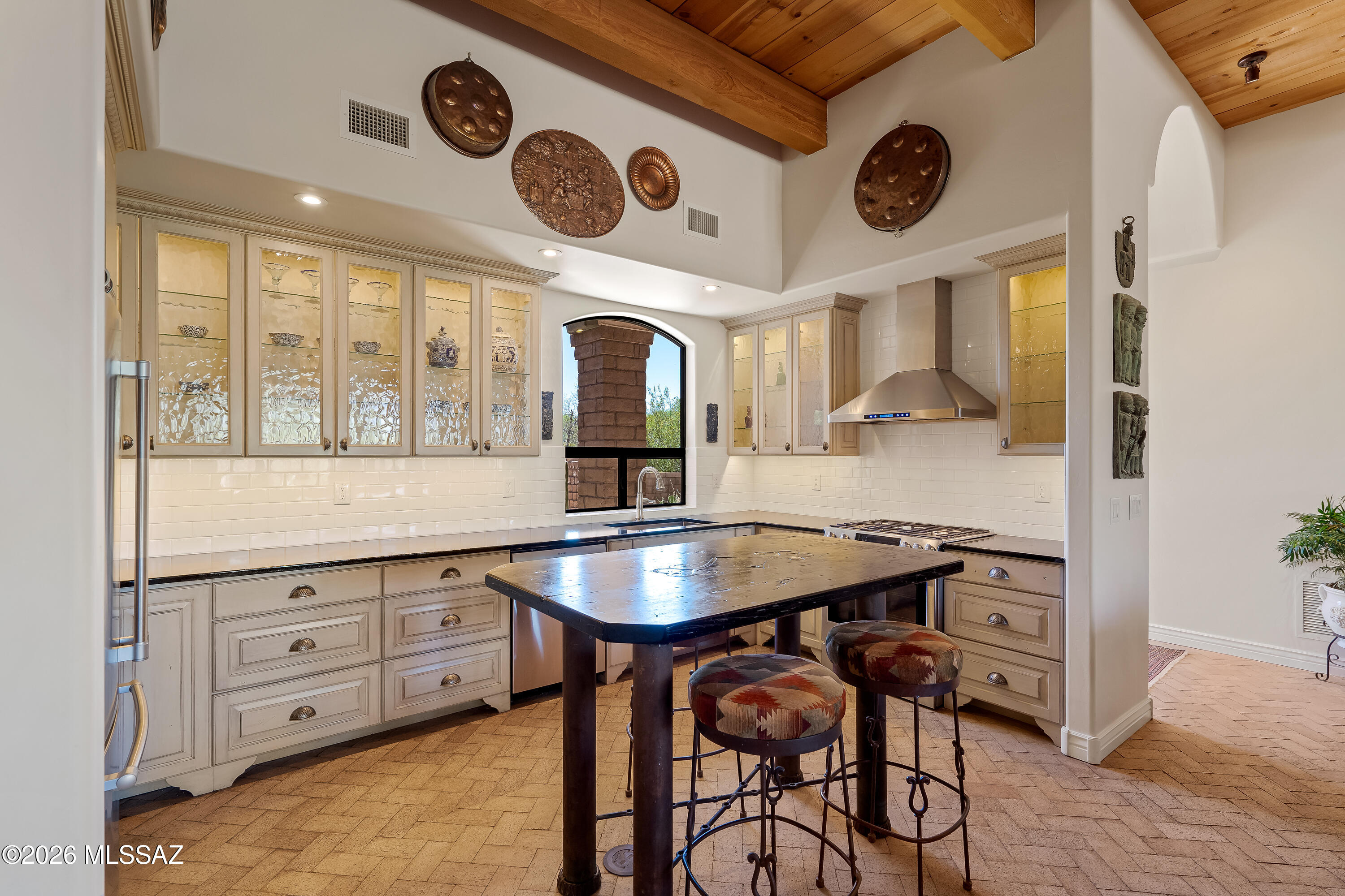 455 N Avenida Aguila