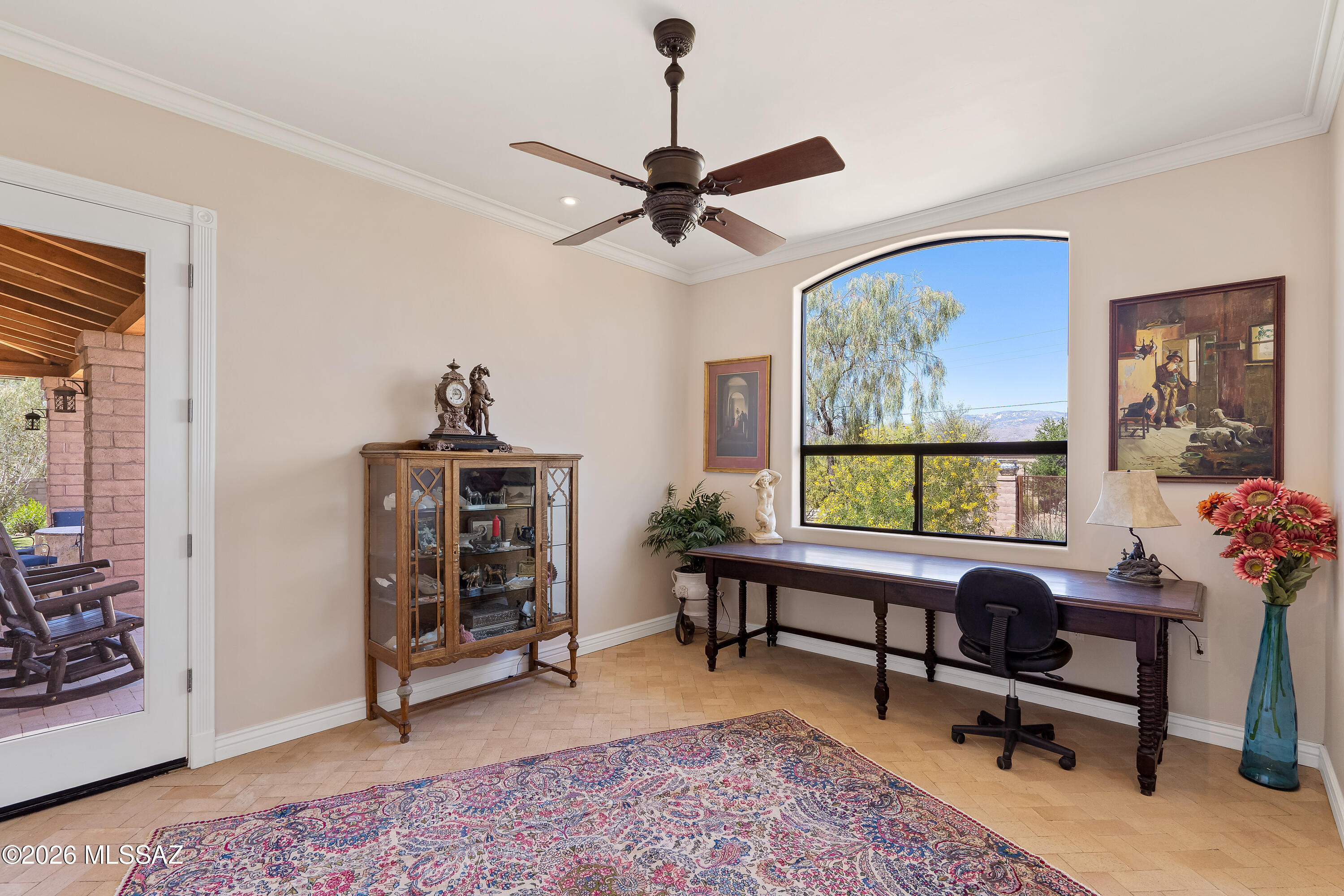 455 N Avenida Aguila