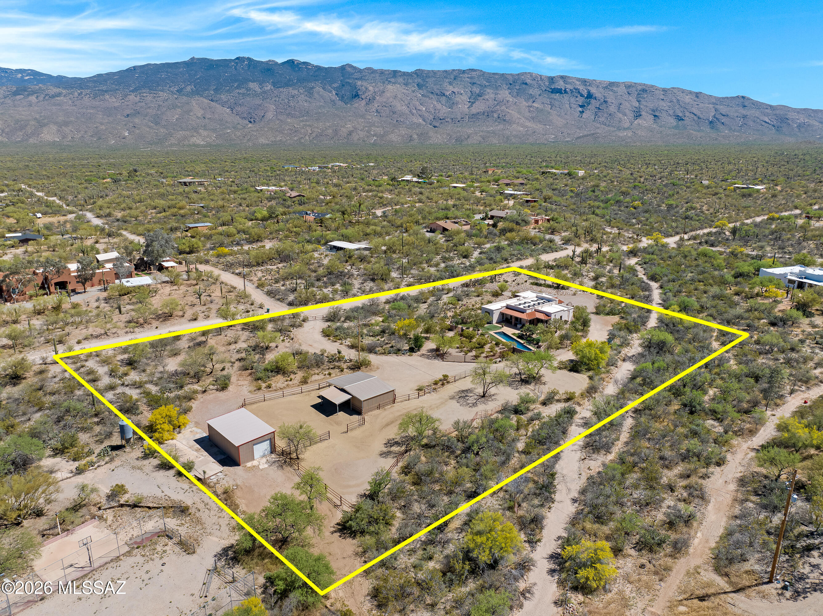 455 N Avenida Aguila