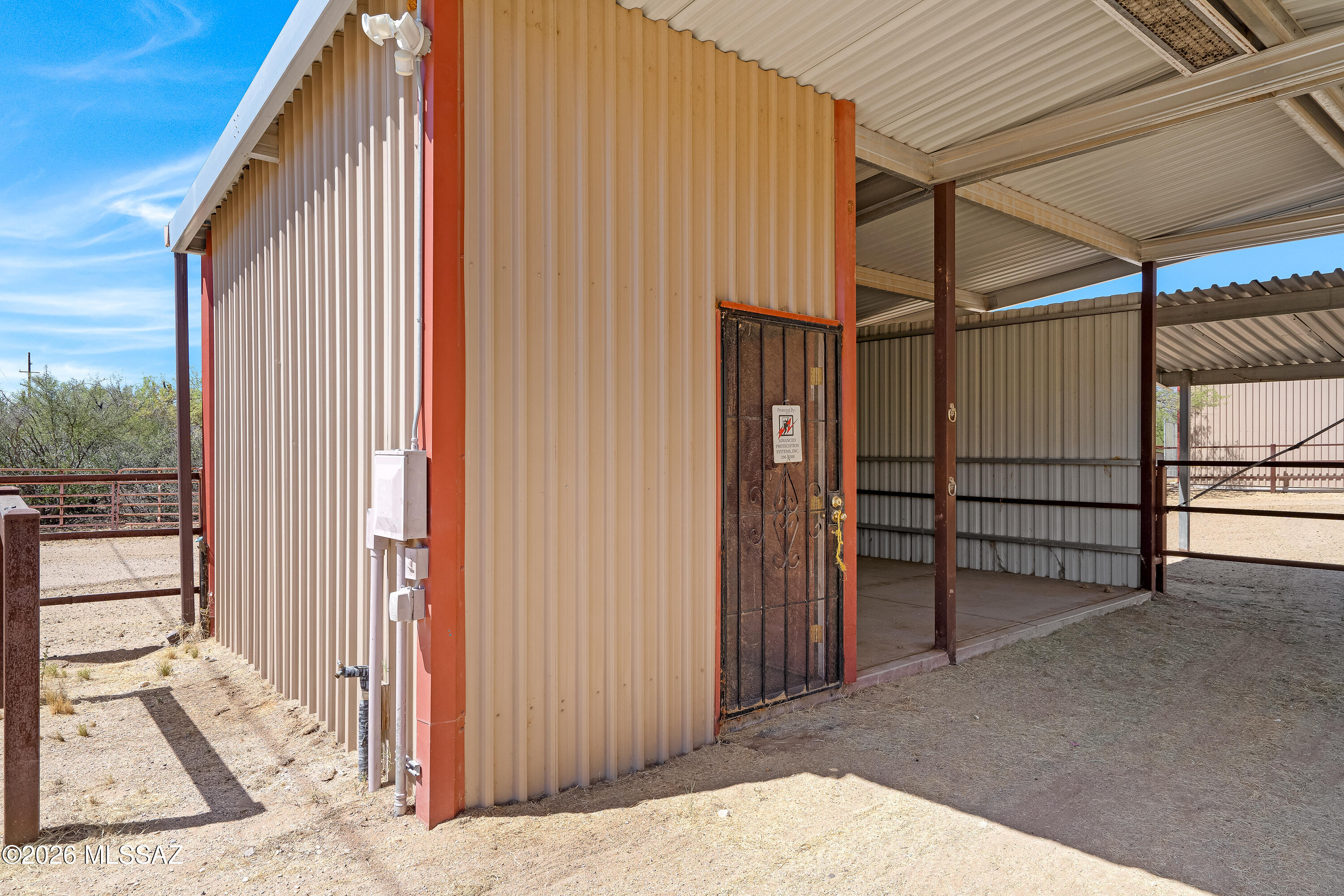 455 N Avenida Aguila