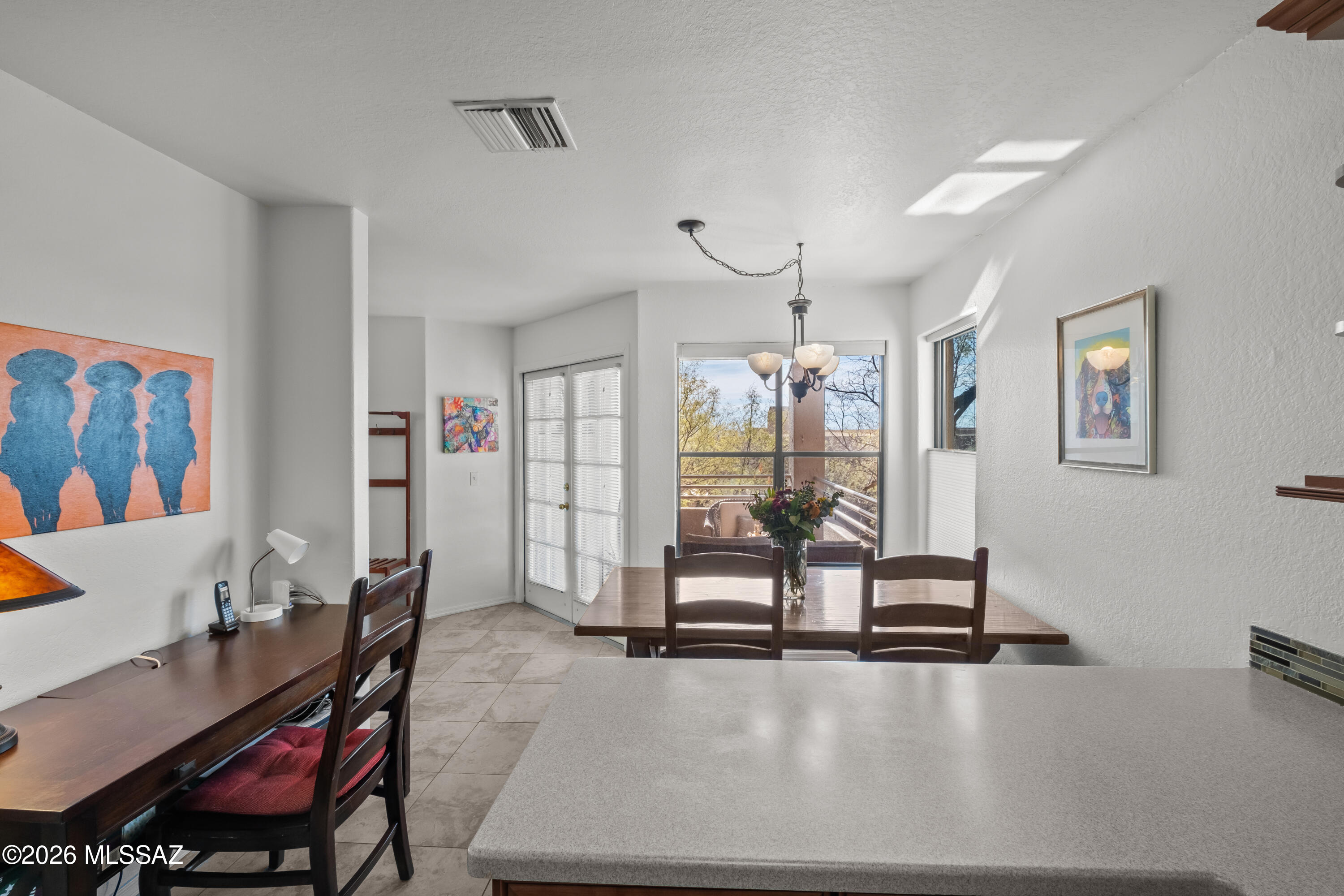 6655 N Canyon Crest Drive 10260