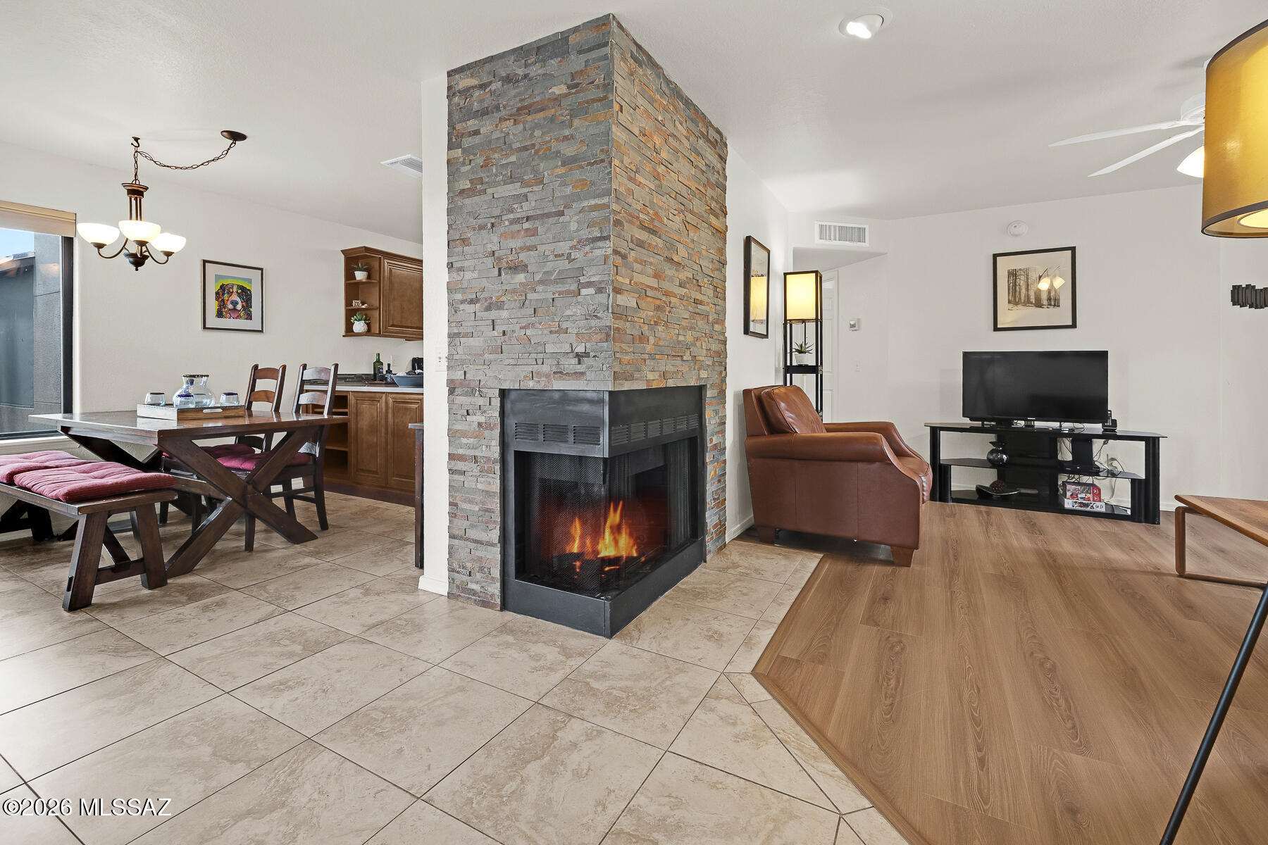 6655 N Canyon Crest Drive 10260