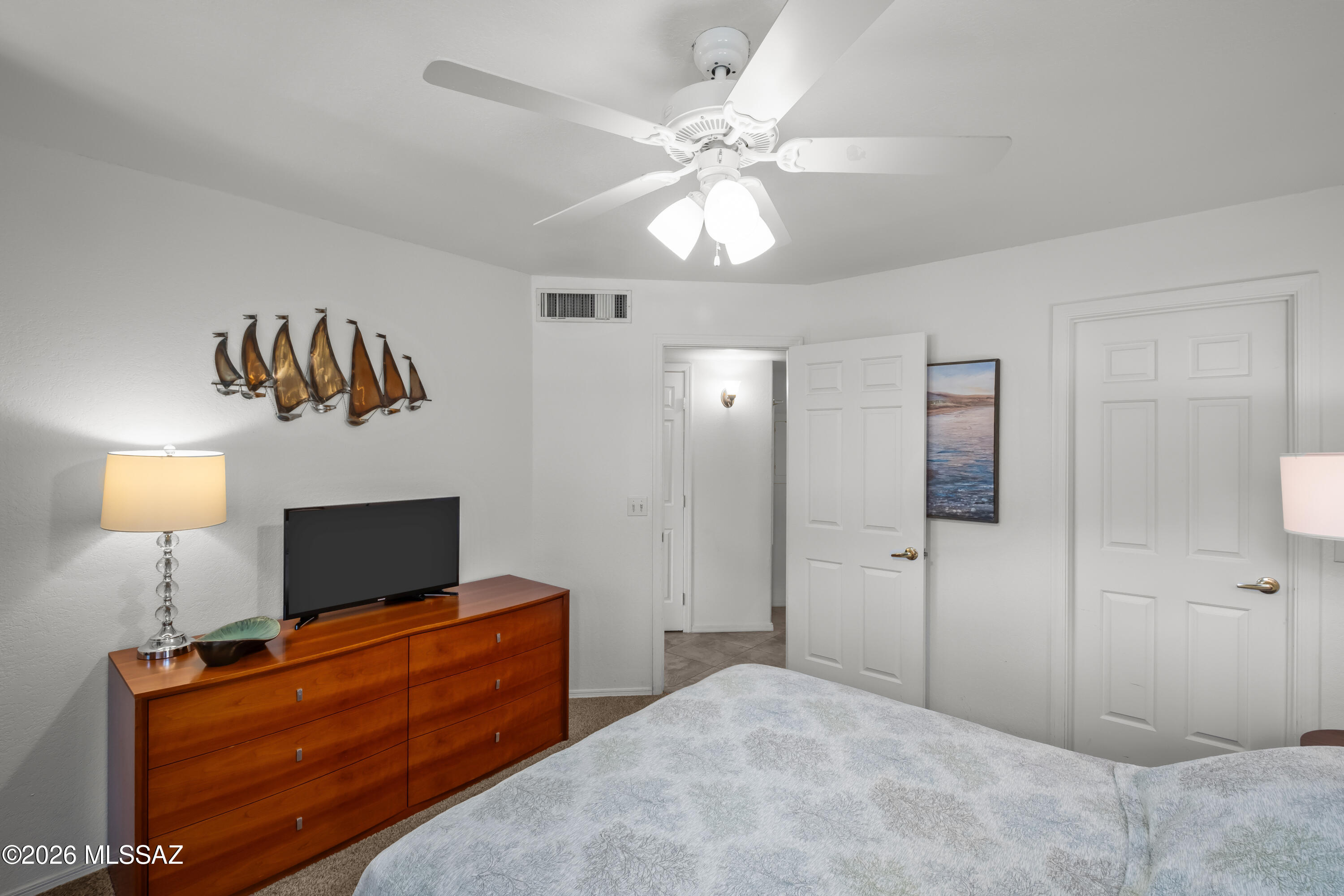 6655 N Canyon Crest Drive 10260