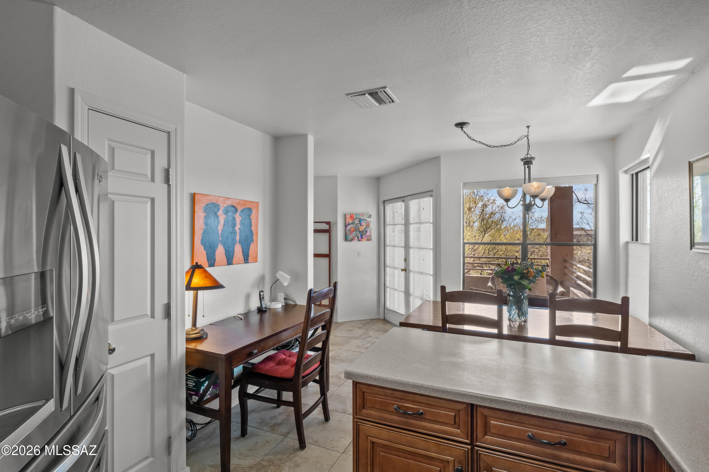 6655 N Canyon Crest Drive 10260