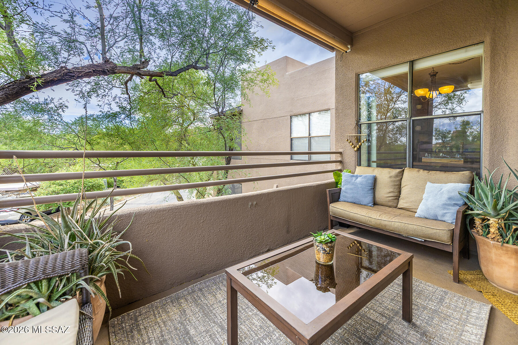 6655 N Canyon Crest Drive 10260